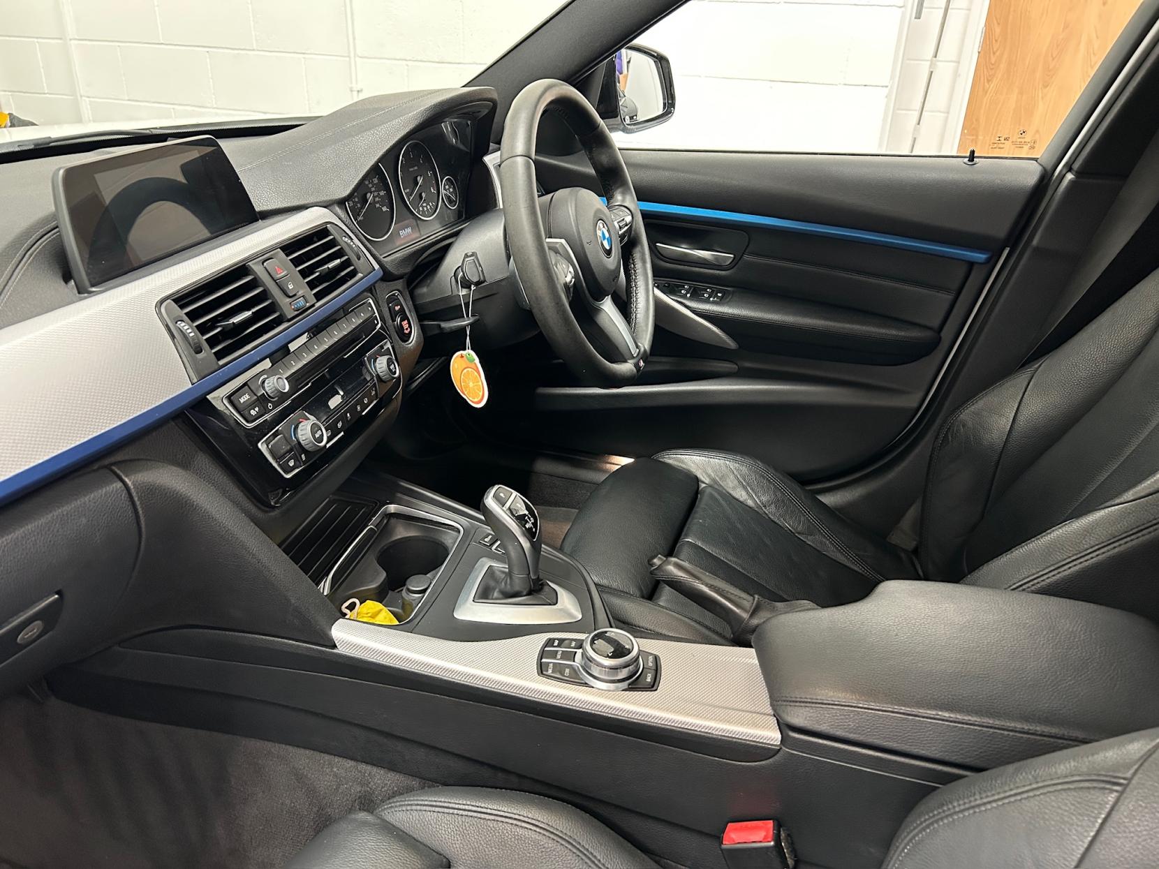 BMW 3 Series 2.0 320d M Sport Saloon 4dr Diesel Auto Euro 6 (s/s) (190 ps)