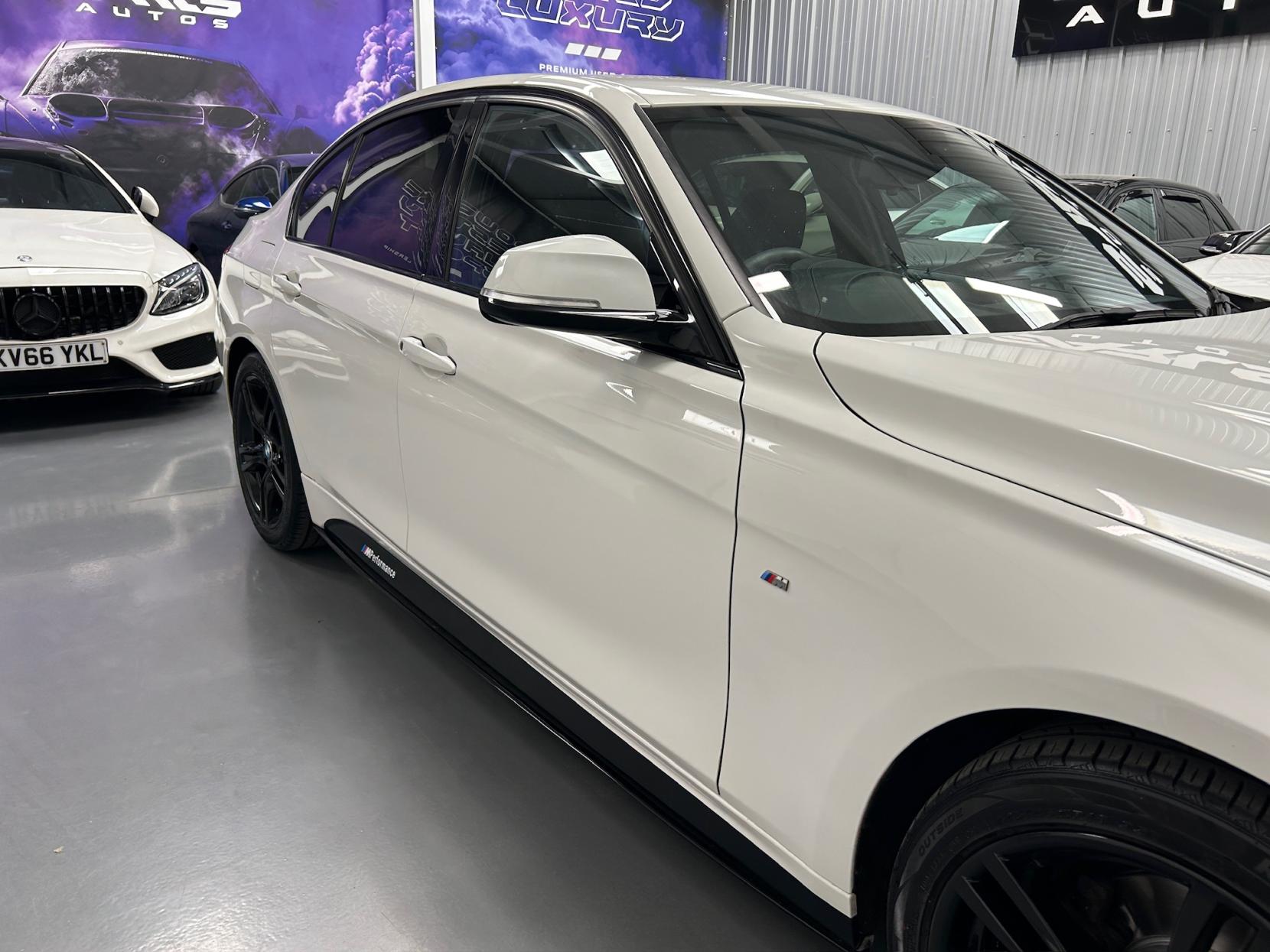 BMW 3 Series 2.0 320d M Sport Saloon 4dr Diesel Auto Euro 6 (s/s) (190 ps)