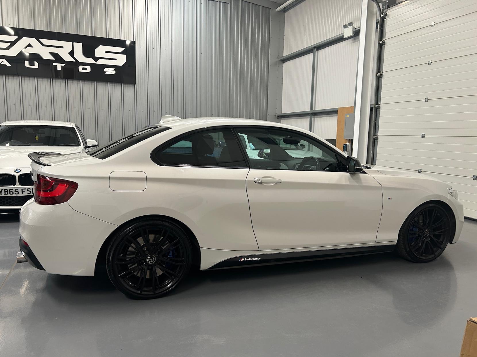 BMW 2 Series 3.0 M235i Coupe 2dr Petrol Auto Euro 6 (s/s) (326 ps)