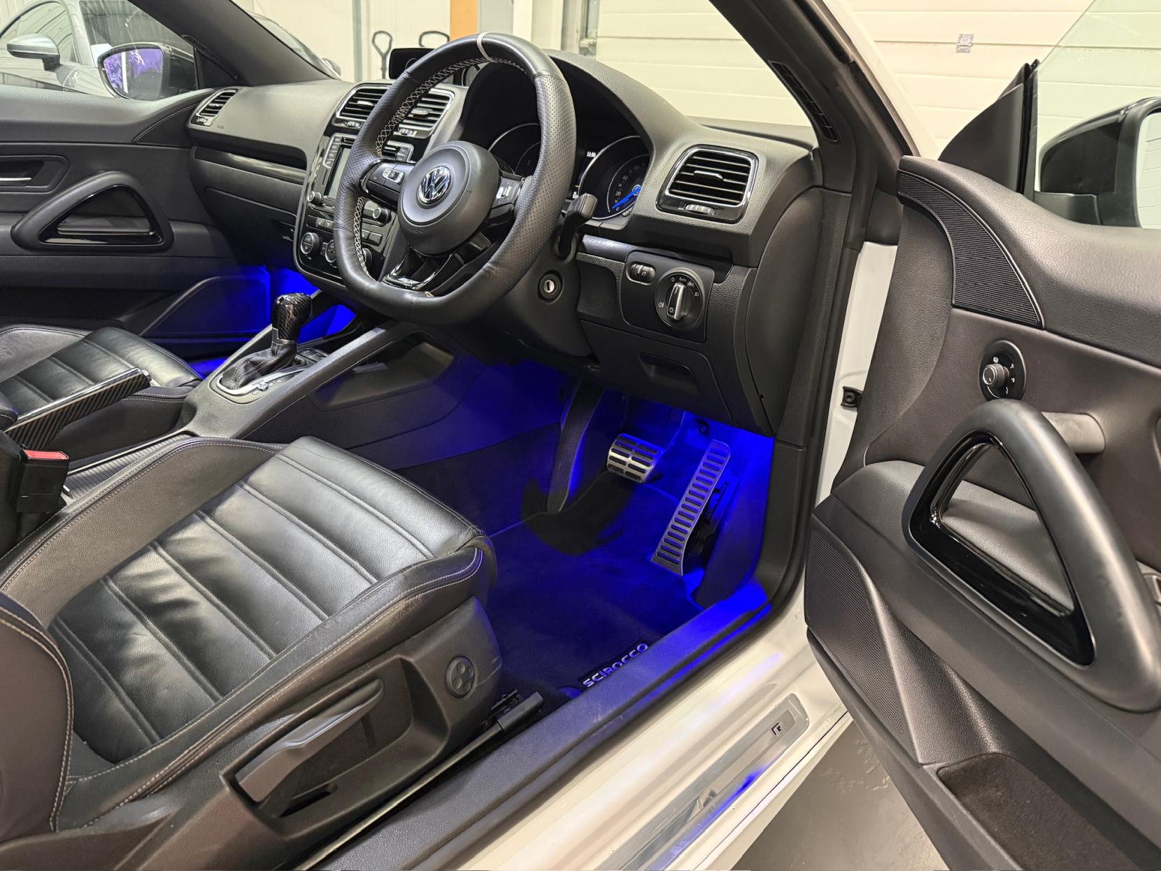 Volkswagen Scirocco 2.0 TSI BlueMotion Tech R Hatchback 3dr Petrol DSG Euro 6 (s/s) (280 ps)