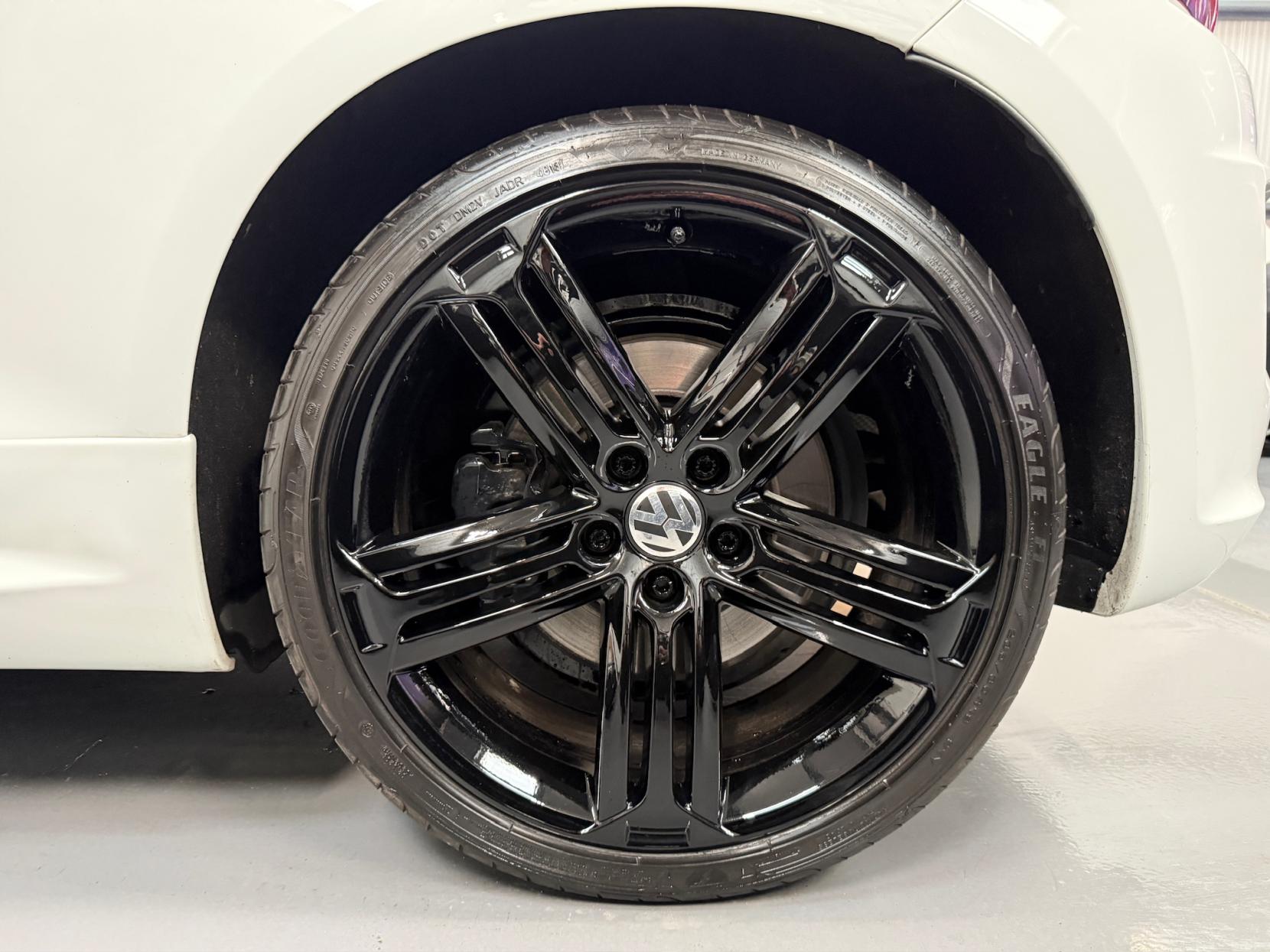 Volkswagen Scirocco 2.0 TSI BlueMotion Tech R Hatchback 3dr Petrol DSG Euro 6 (s/s) (280 ps)