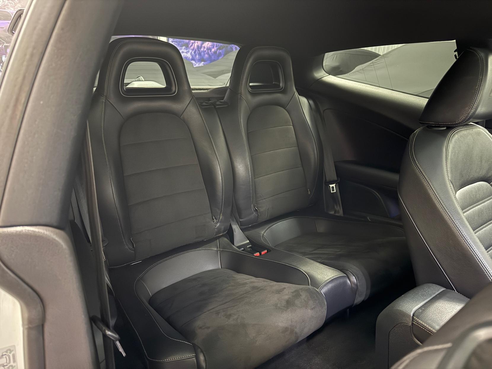 Volkswagen Scirocco 2.0 TSI BlueMotion Tech R Hatchback 3dr Petrol DSG Euro 6 (s/s) (280 ps)