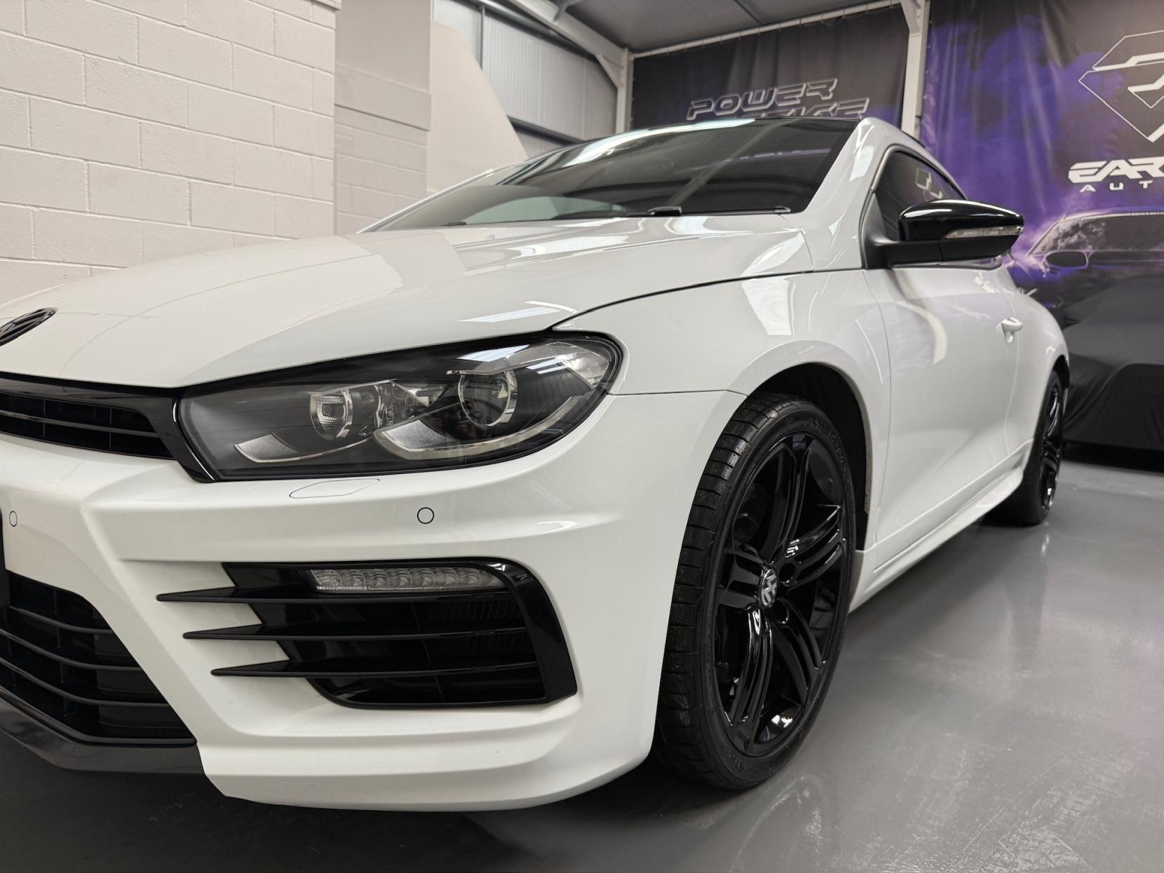 Volkswagen Scirocco 2.0 TSI BlueMotion Tech R Hatchback 3dr Petrol DSG Euro 6 (s/s) (280 ps)