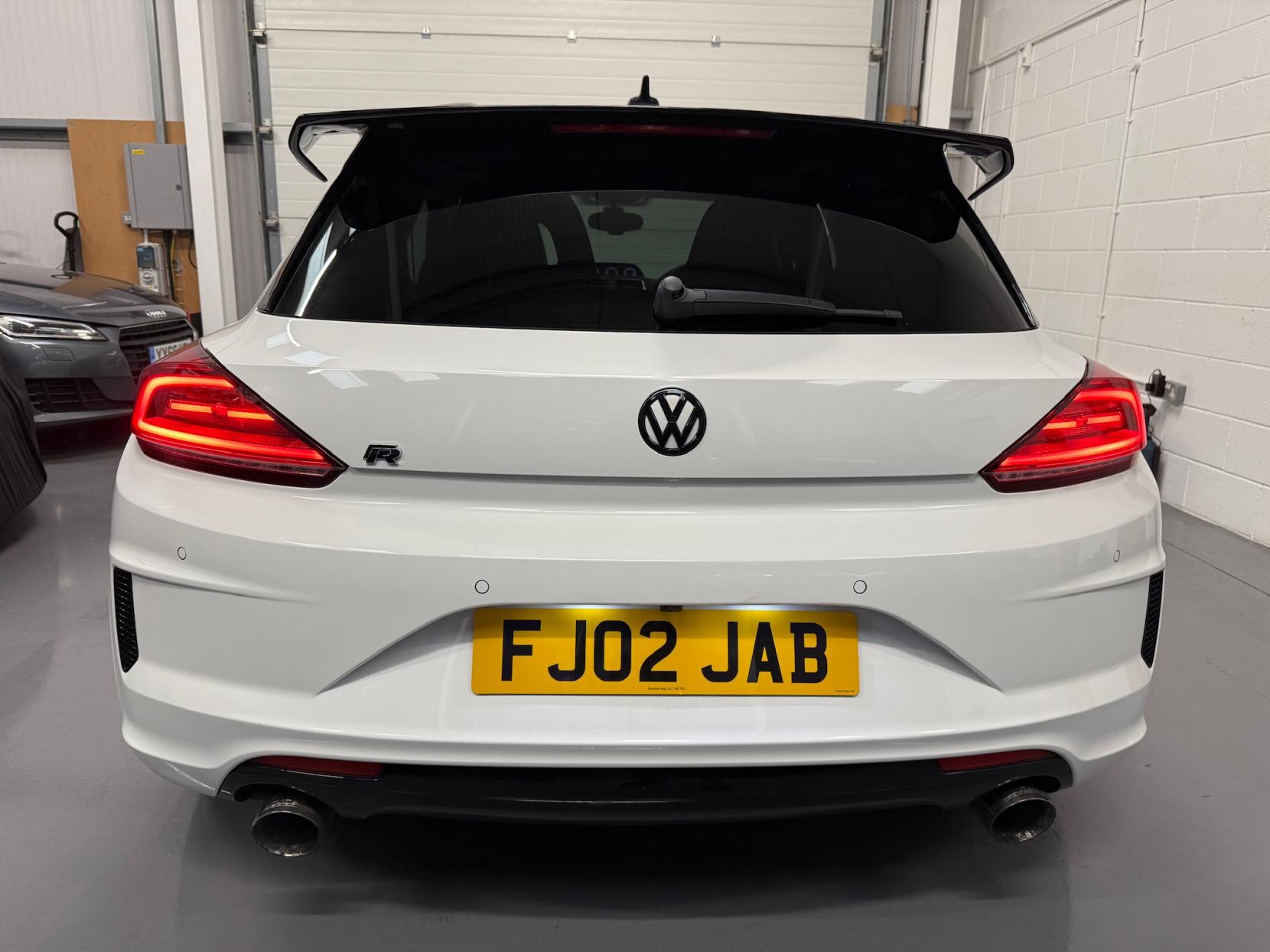 Volkswagen Scirocco 2.0 TSI BlueMotion Tech R Hatchback 3dr Petrol DSG Euro 6 (s/s) (280 ps)