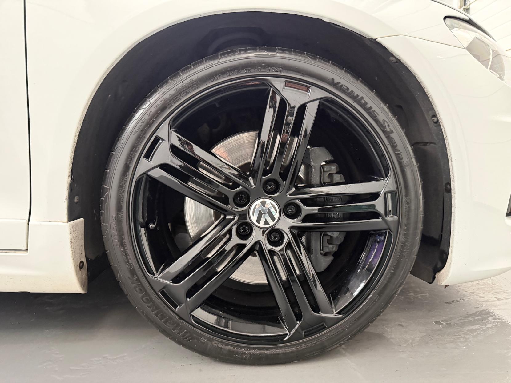 Volkswagen Scirocco 2.0 TSI BlueMotion Tech R Hatchback 3dr Petrol DSG Euro 6 (s/s) (280 ps)