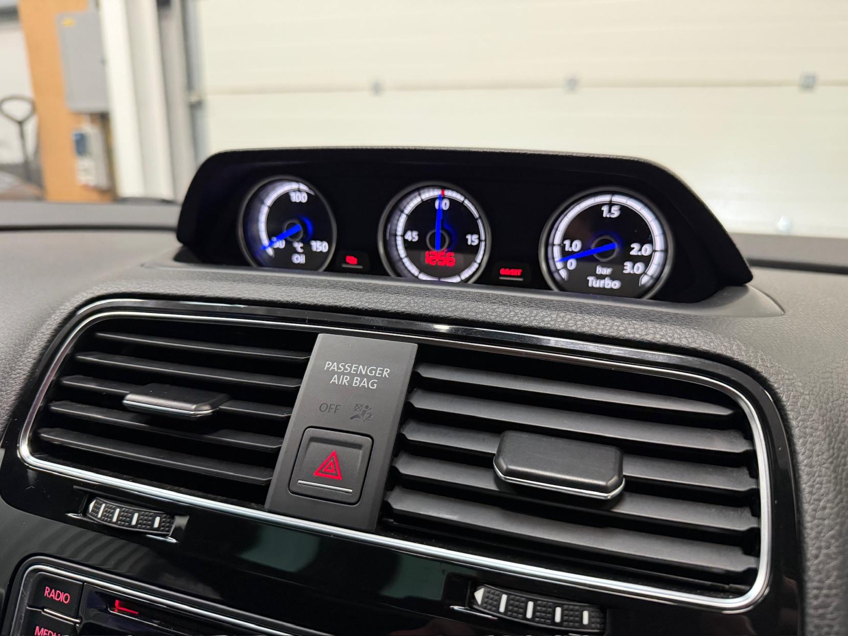 Volkswagen Scirocco 2.0 TSI BlueMotion Tech R Hatchback 3dr Petrol DSG Euro 6 (s/s) (280 ps)