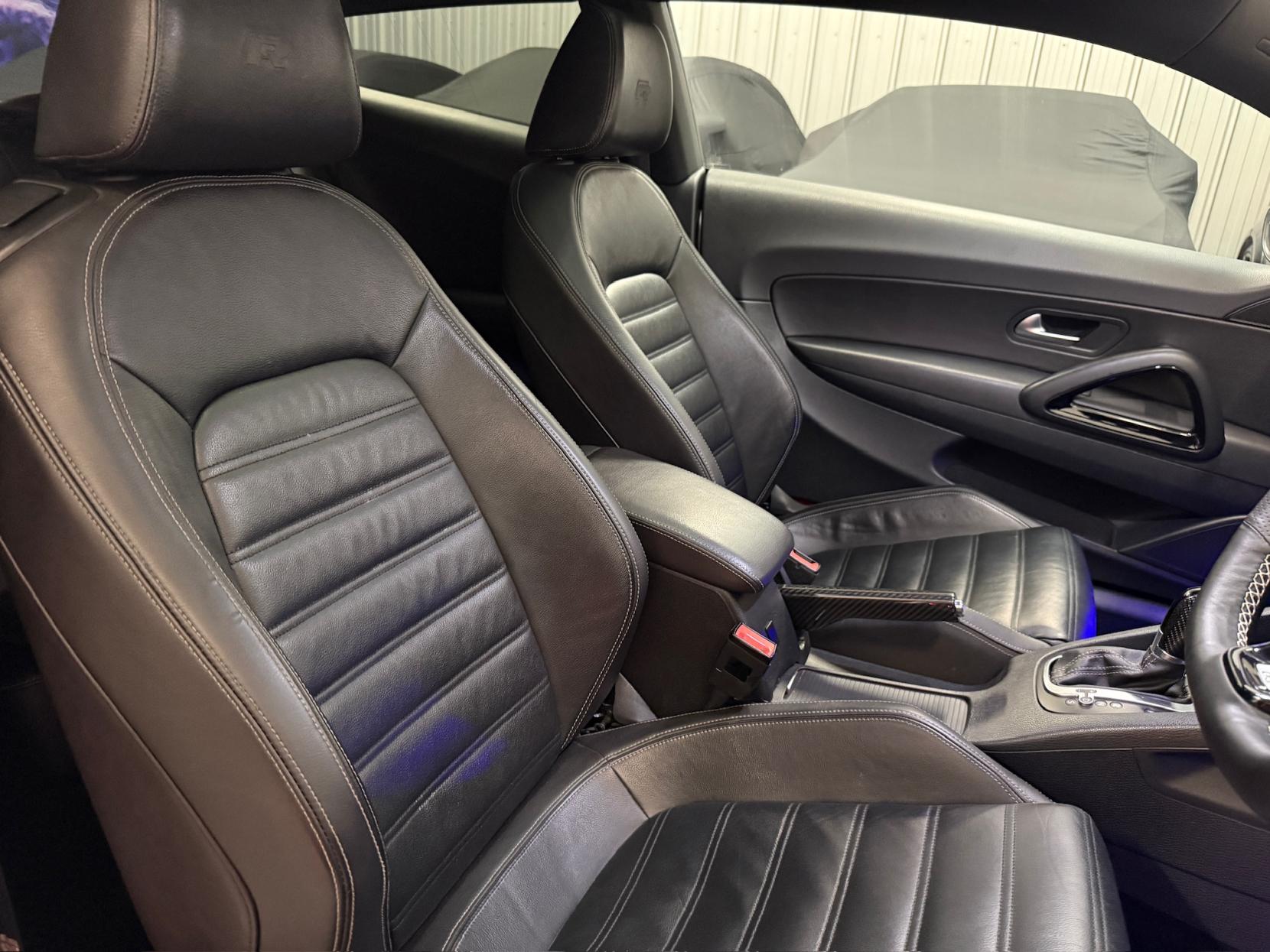 Volkswagen Scirocco 2.0 TSI BlueMotion Tech R Hatchback 3dr Petrol DSG Euro 6 (s/s) (280 ps)