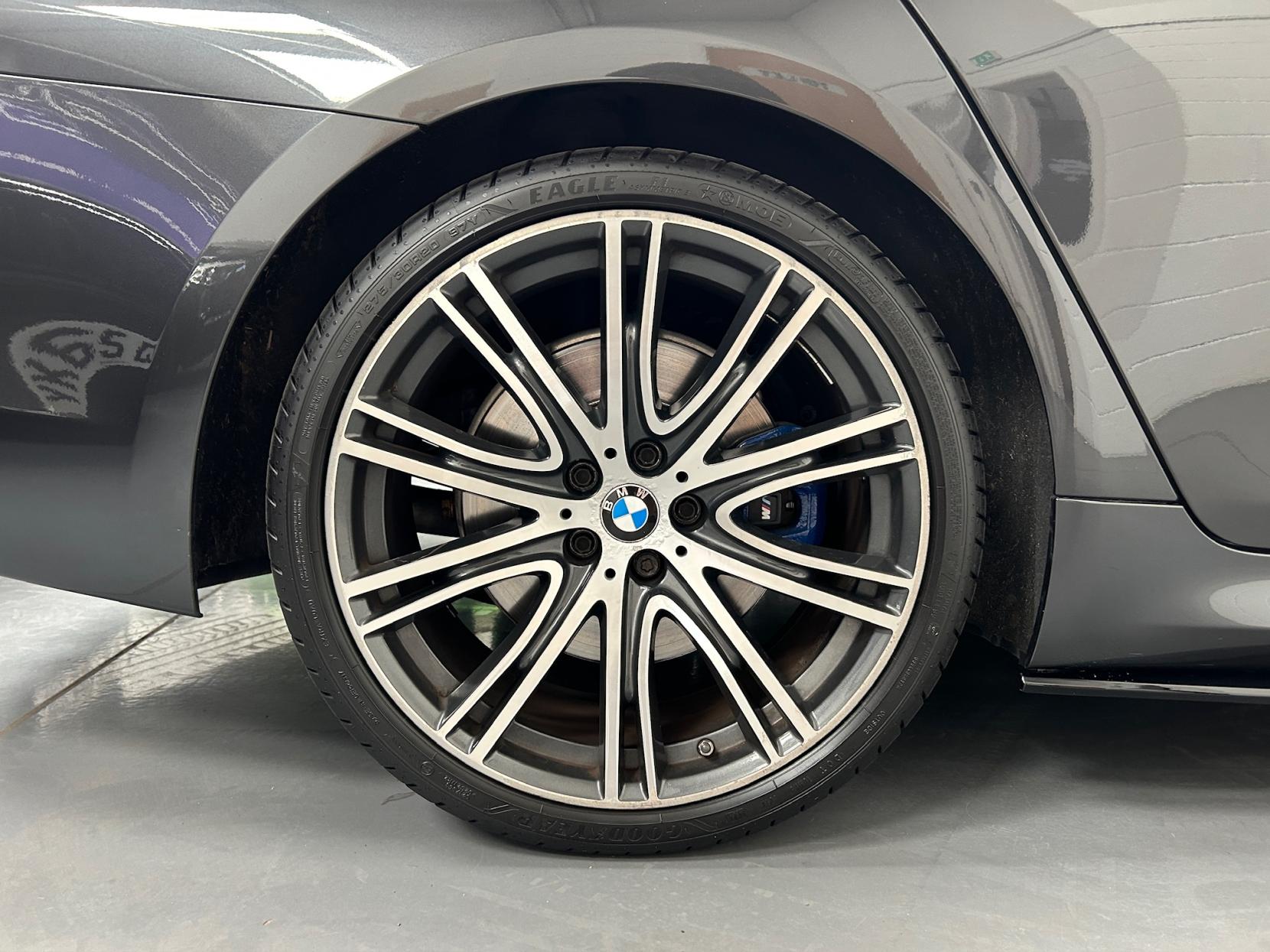 BMW 5 Series 3.0 530d M Sport Saloon 4dr Diesel Auto xDrive Euro 6 (s/s) (265 ps)
