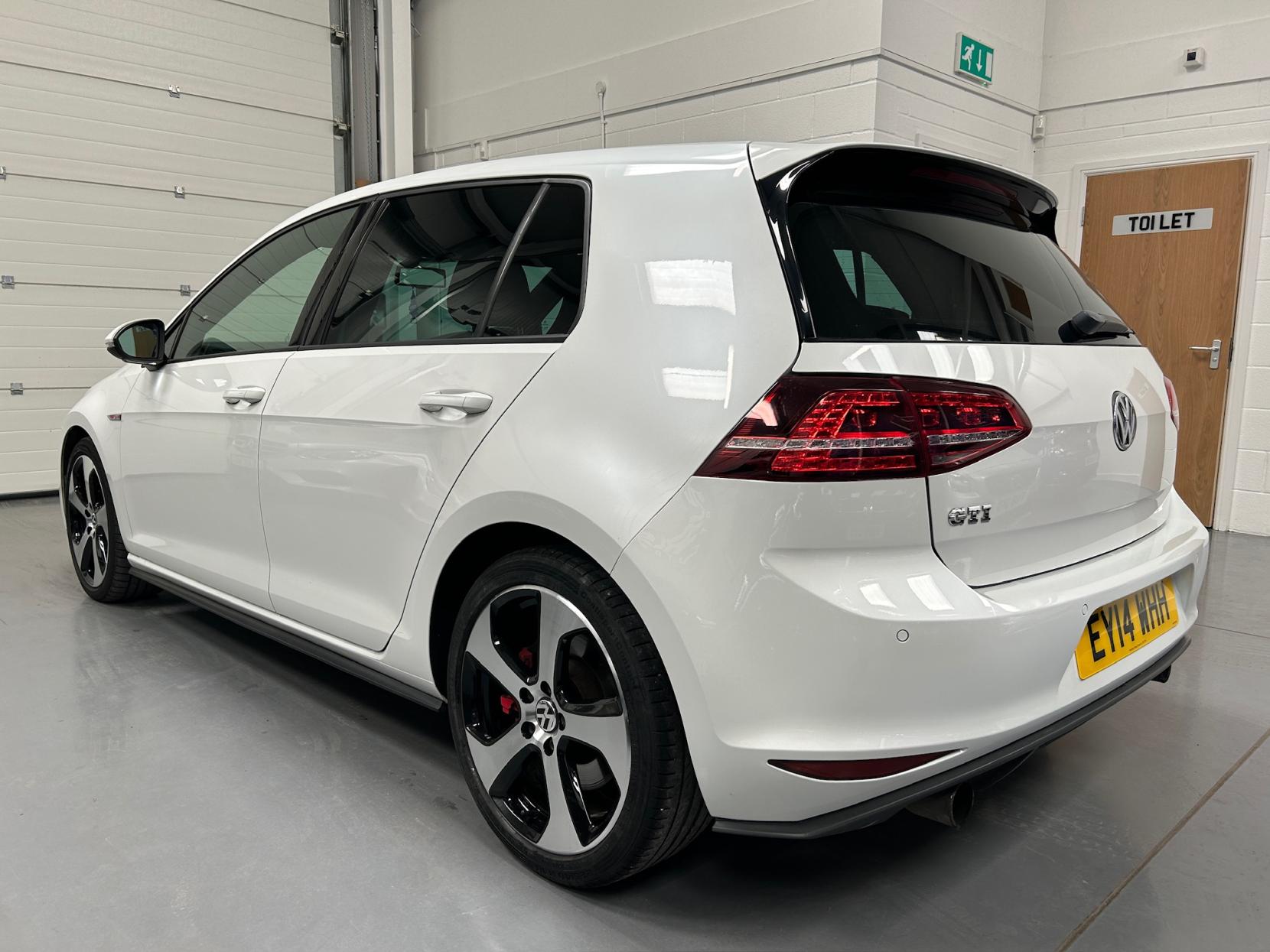 Volkswagen Golf 2.0 TSI BlueMotion Tech GTI Performance Hatchback 5dr Petrol DSG Euro 6 (s/s) (230 ps)