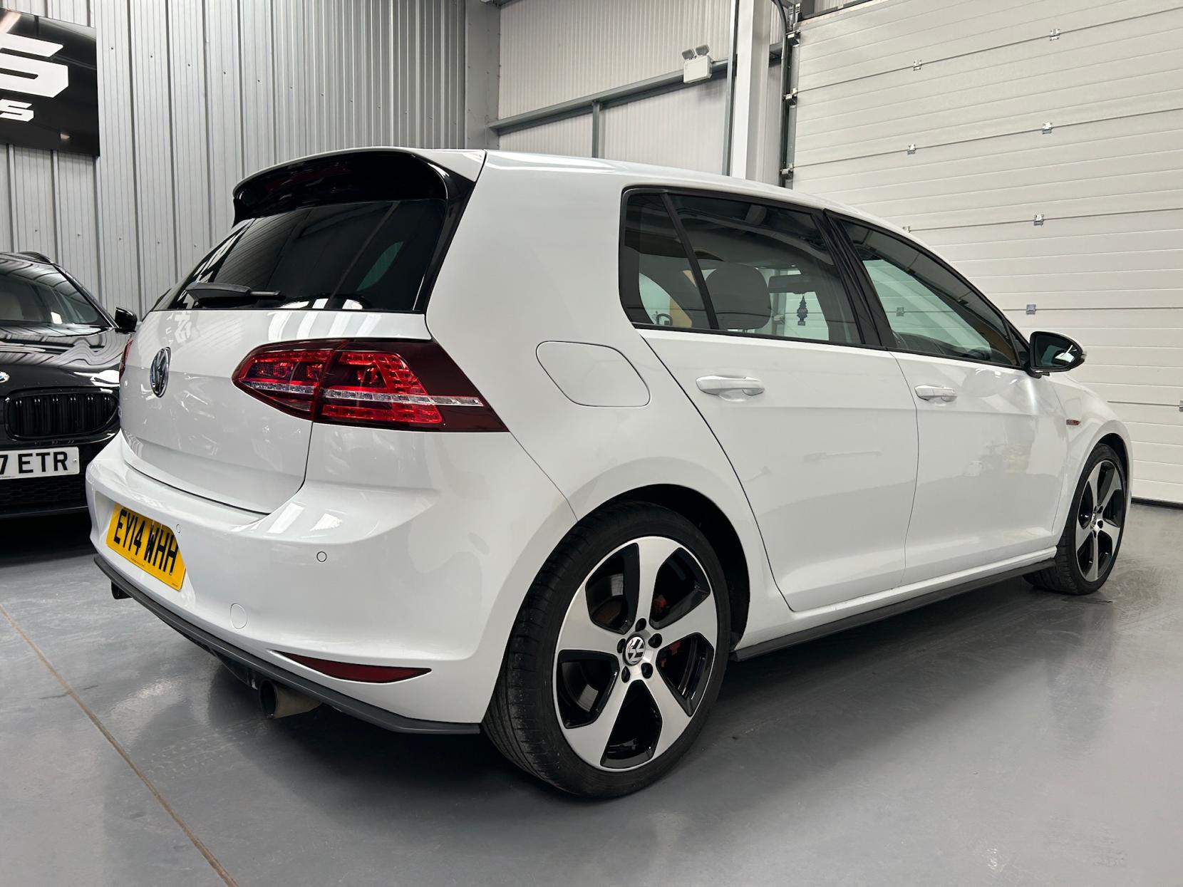 Volkswagen Golf 2.0 TSI BlueMotion Tech GTI Performance Hatchback 5dr Petrol DSG Euro 6 (s/s) (230 ps)