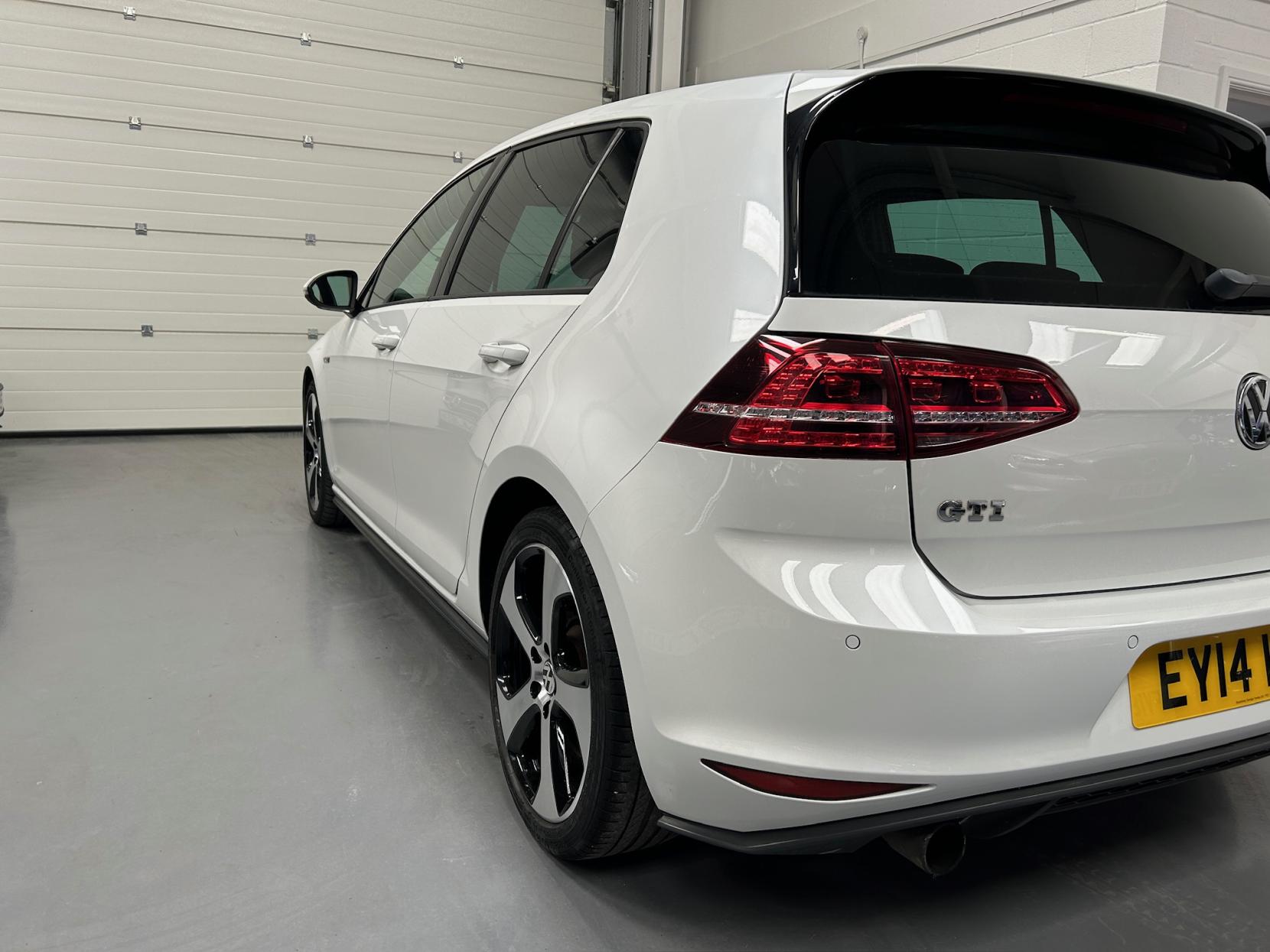 Volkswagen Golf 2.0 TSI BlueMotion Tech GTI Performance Hatchback 5dr Petrol DSG Euro 6 (s/s) (230 ps)