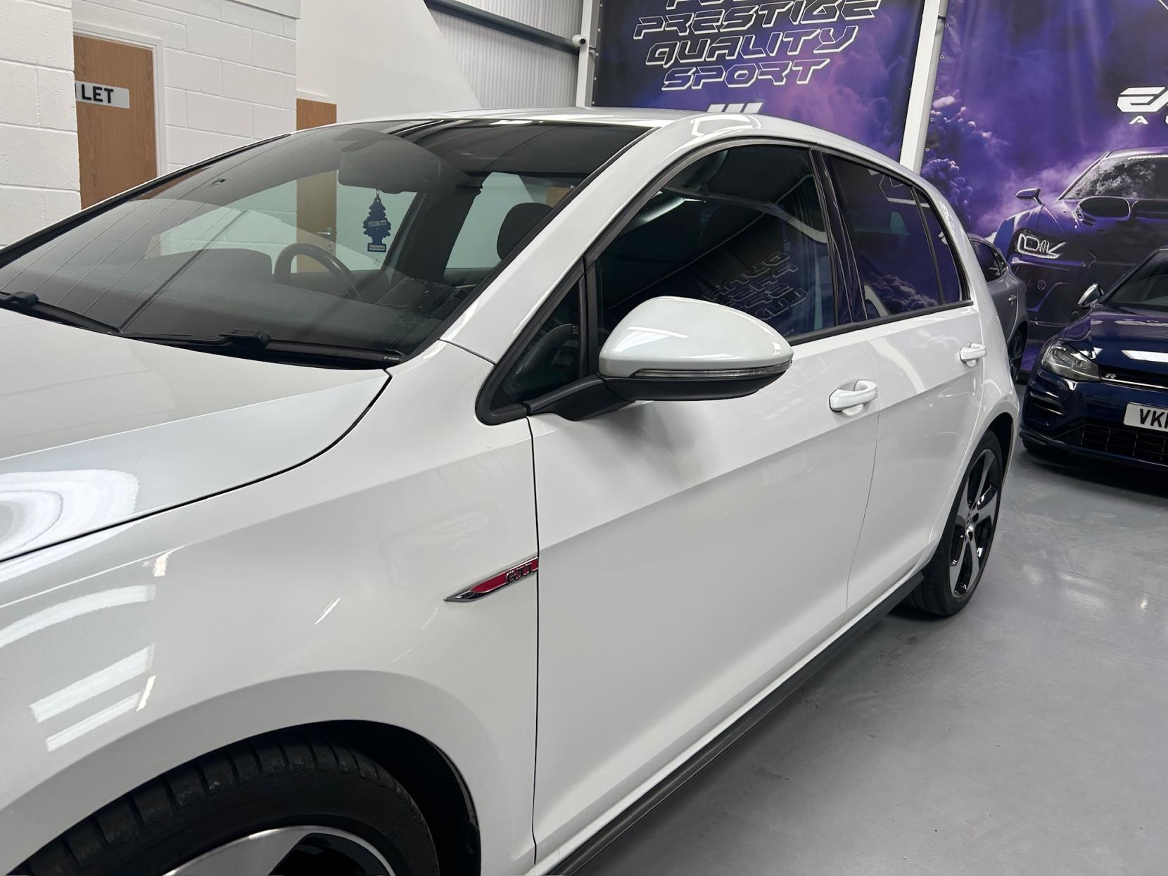 Volkswagen Golf 2.0 TSI BlueMotion Tech GTI Performance Hatchback 5dr Petrol DSG Euro 6 (s/s) (230 ps)