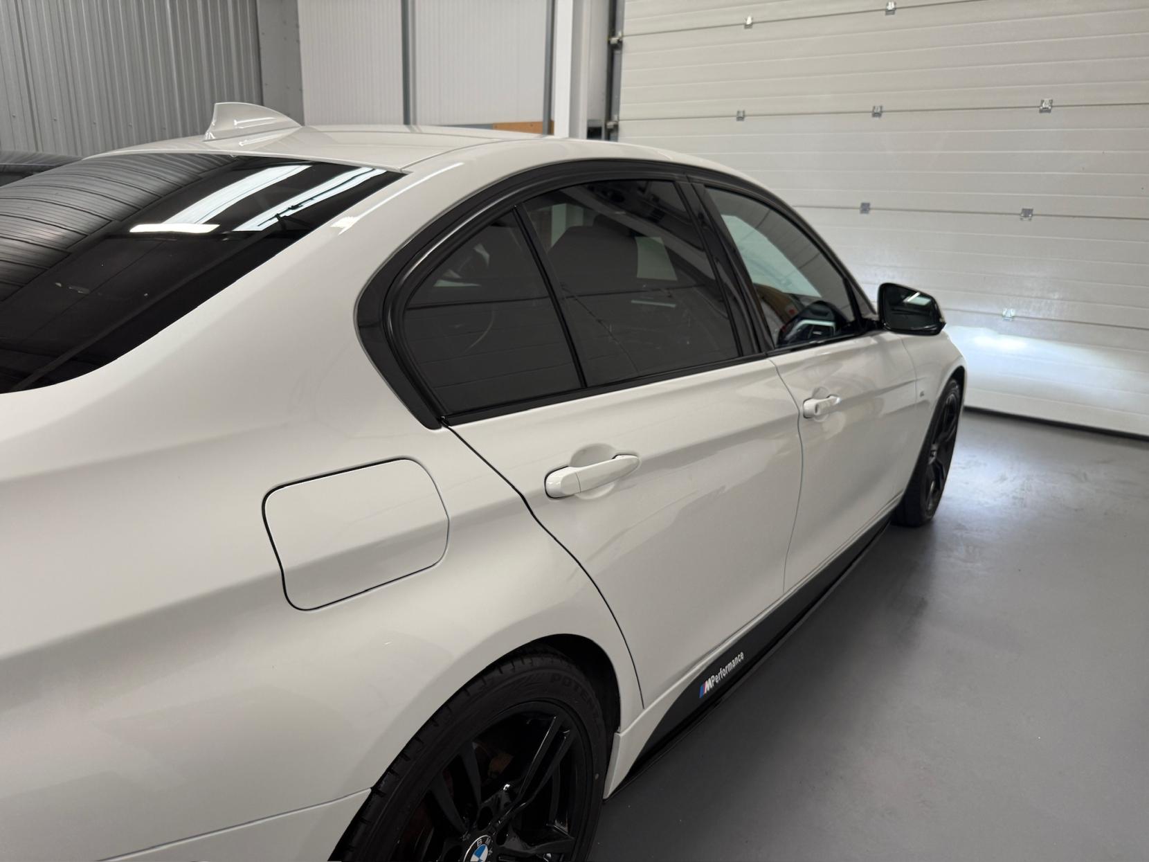 BMW 3 Series 2.0 320d M Sport Saloon 4dr Diesel Auto Euro 6 (s/s) (190 ps)