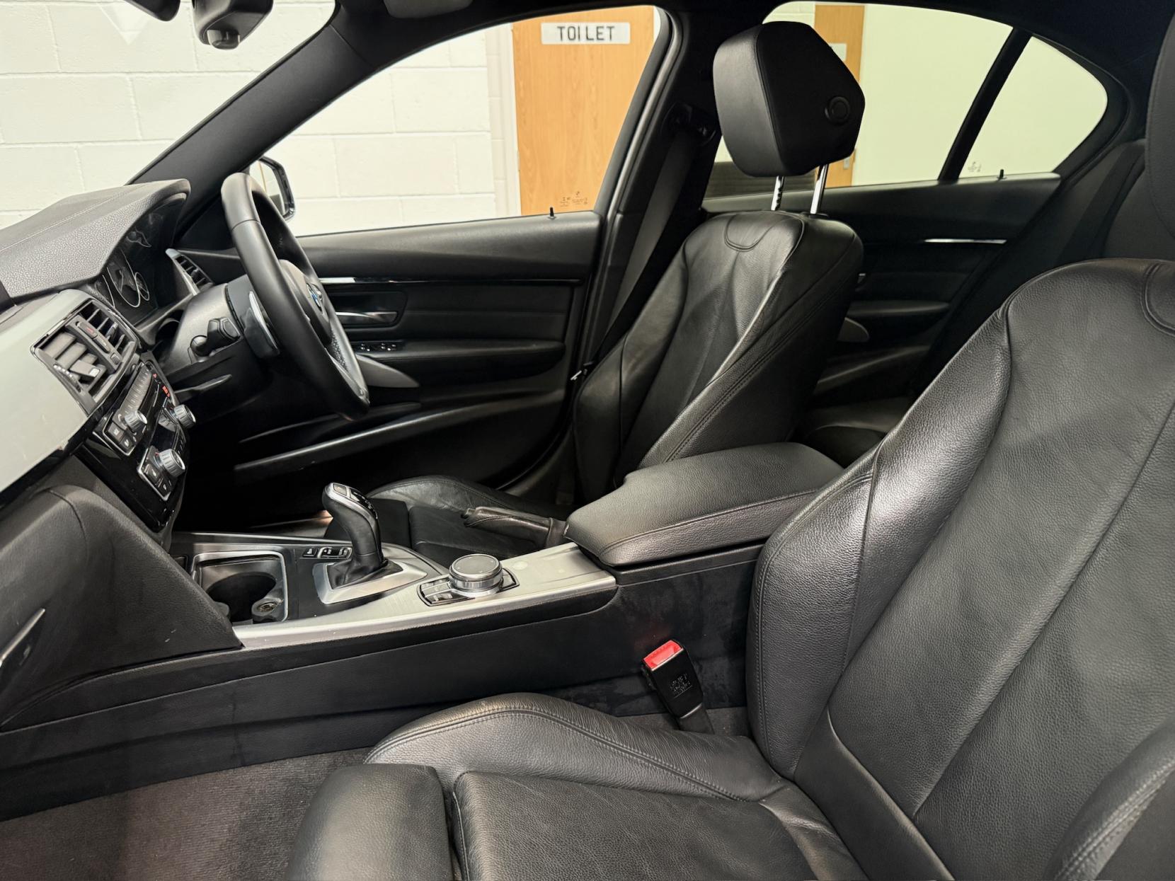 BMW 3 Series 2.0 320d M Sport Saloon 4dr Diesel Auto Euro 6 (s/s) (190 ps)