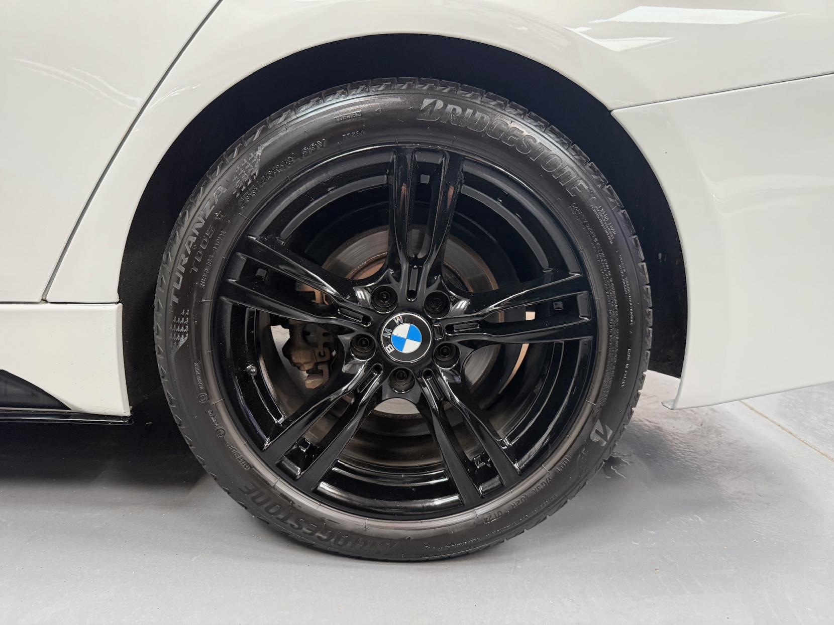 BMW 3 Series 2.0 320d M Sport Saloon 4dr Diesel Auto Euro 6 (s/s) (190 ps)