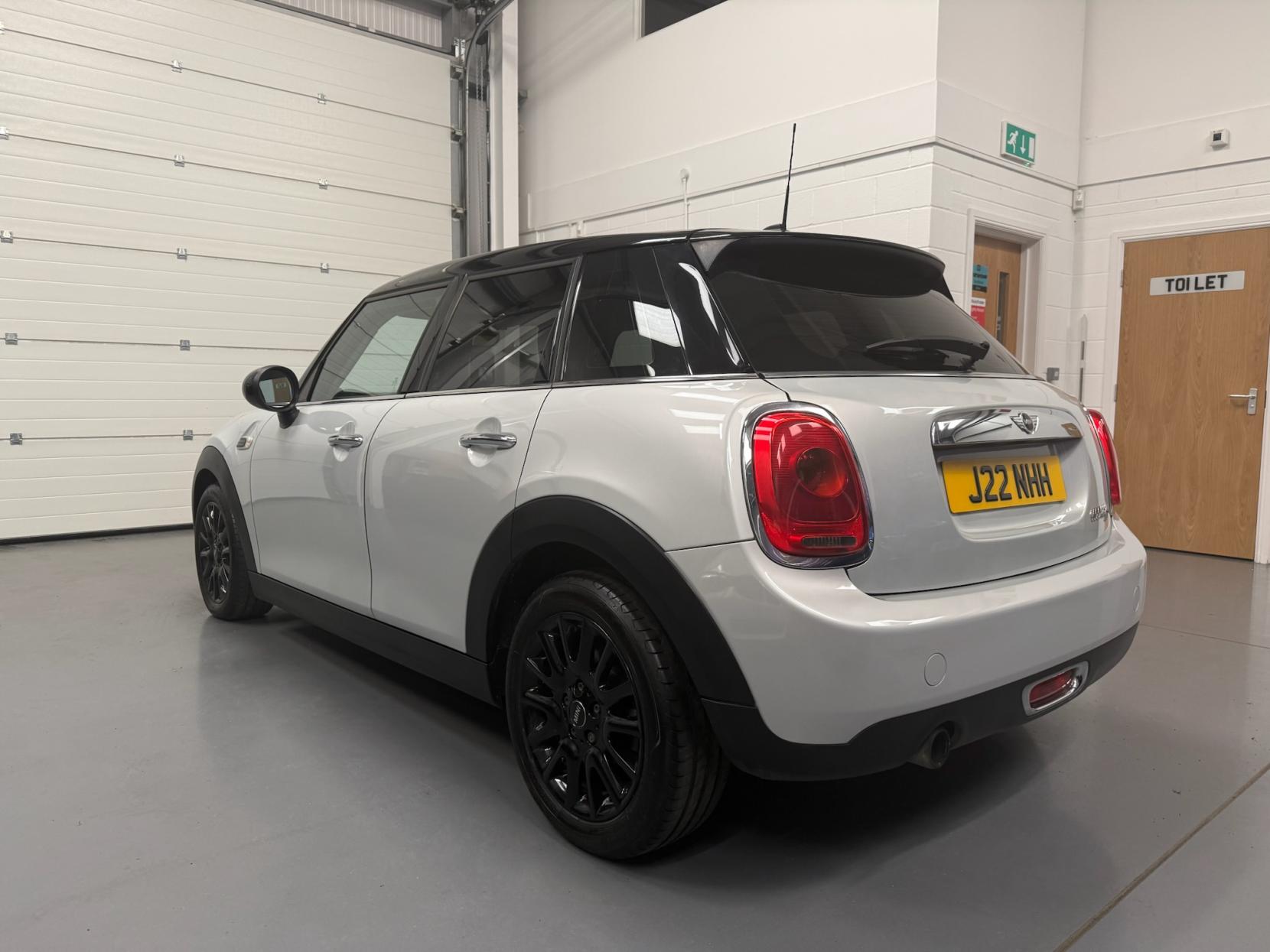 MINI Hatch 1.5 Cooper D Hatchback 5dr Diesel Manual Euro 6 (s/s) (116 ps)