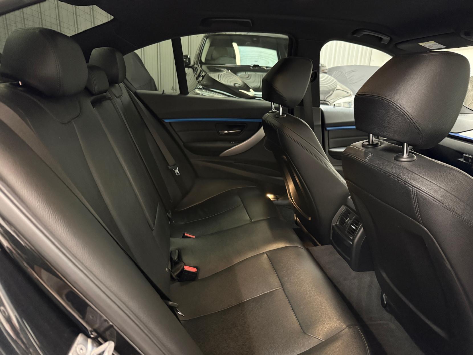 BMW 3 Series 3.0 330d M Sport Saloon 4dr Diesel Auto Euro 6 (s/s) (258 ps)