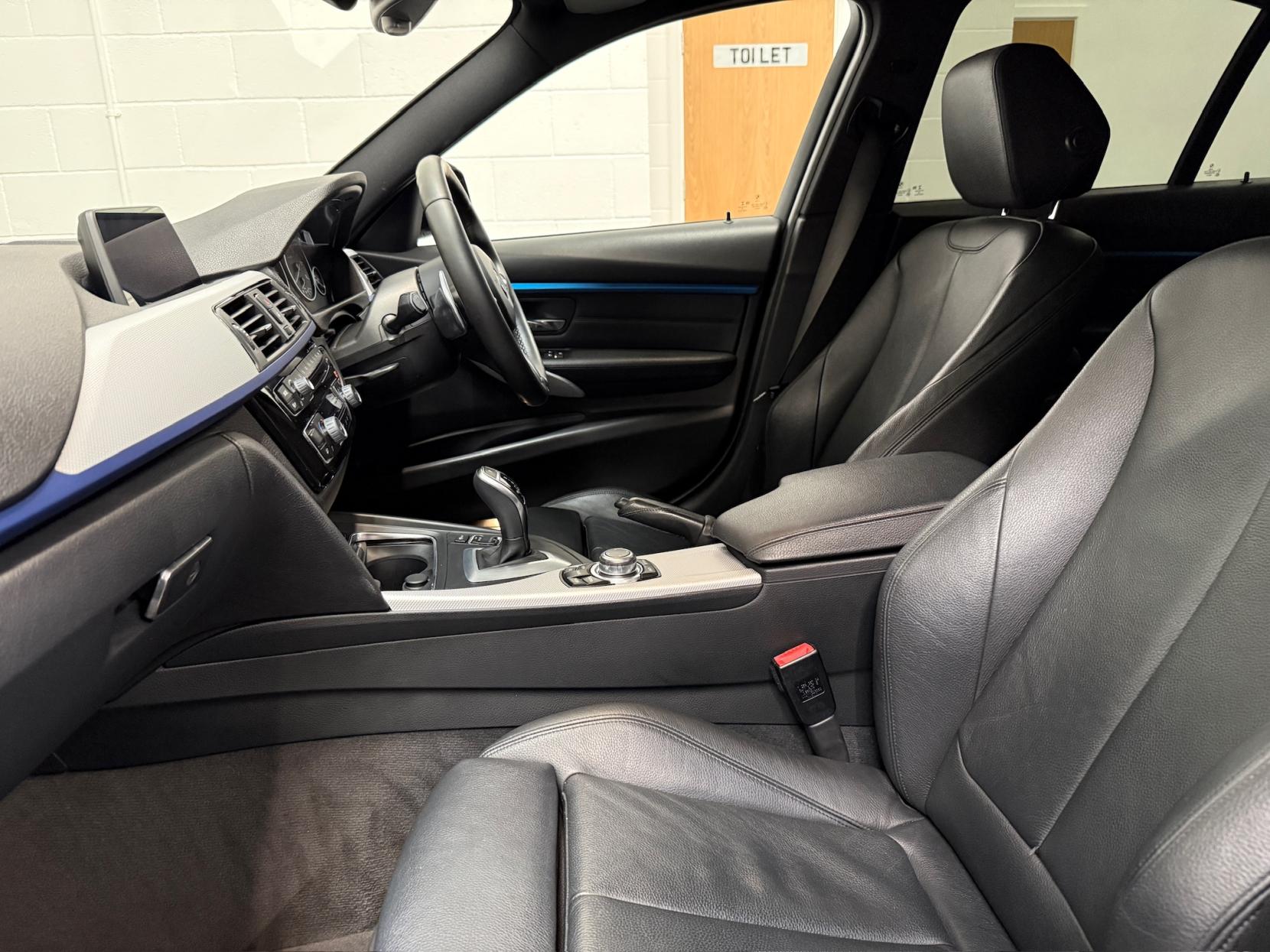 BMW 3 Series 3.0 330d M Sport Saloon 4dr Diesel Auto Euro 6 (s/s) (258 ps)