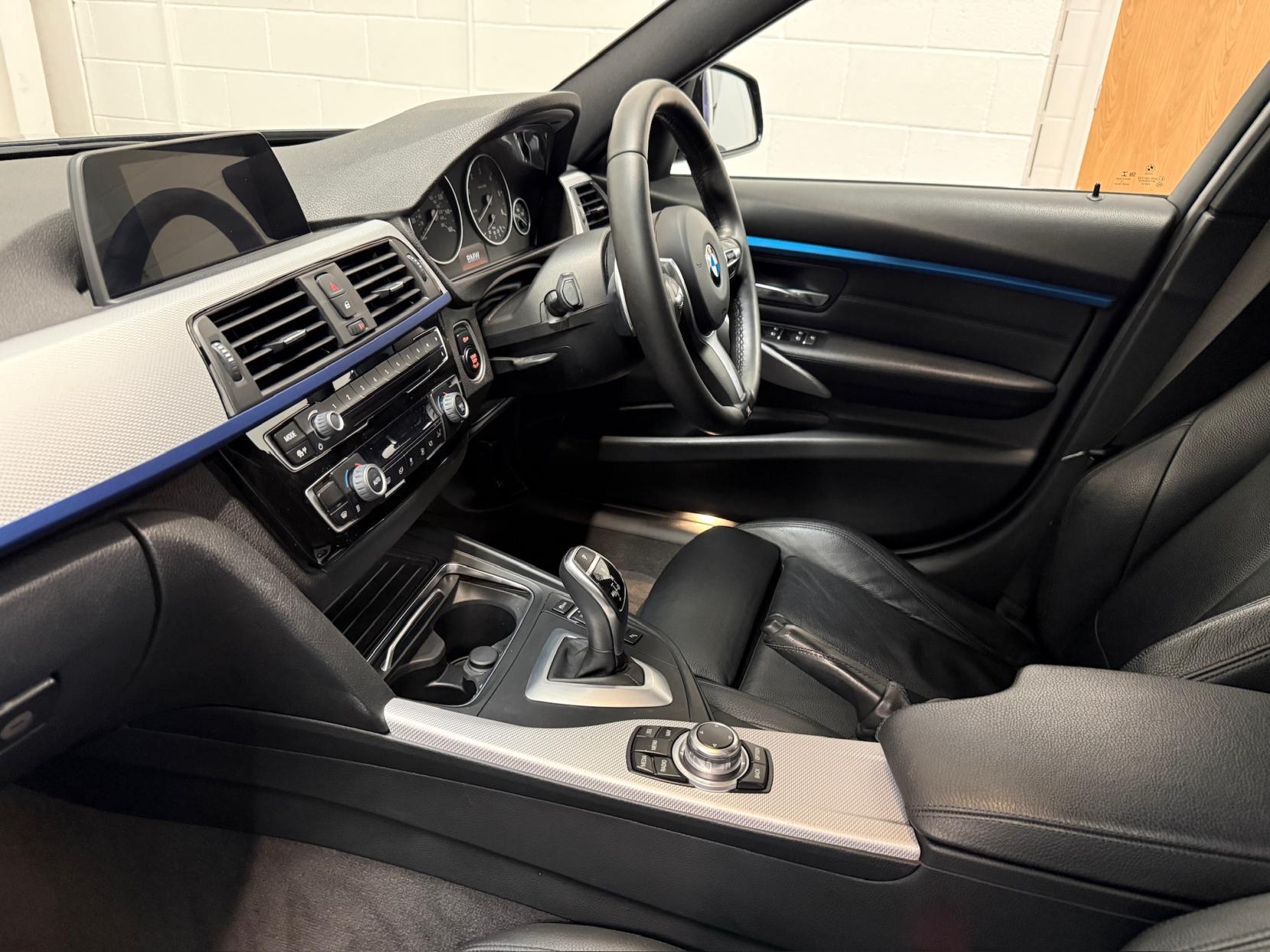 BMW 3 Series 3.0 330d M Sport Saloon 4dr Diesel Auto Euro 6 (s/s) (258 ps)