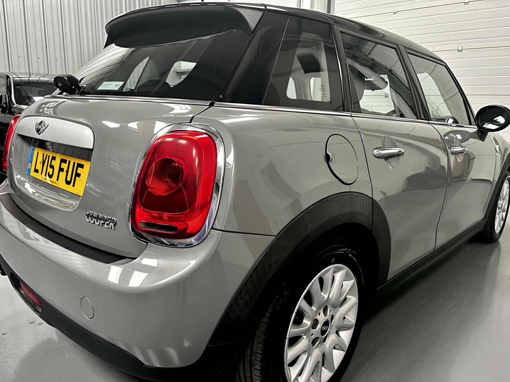 MINI Hatch 1.5 Cooper Hatchback 5dr Petrol Manual Euro 6 (s/s) (136 ps)