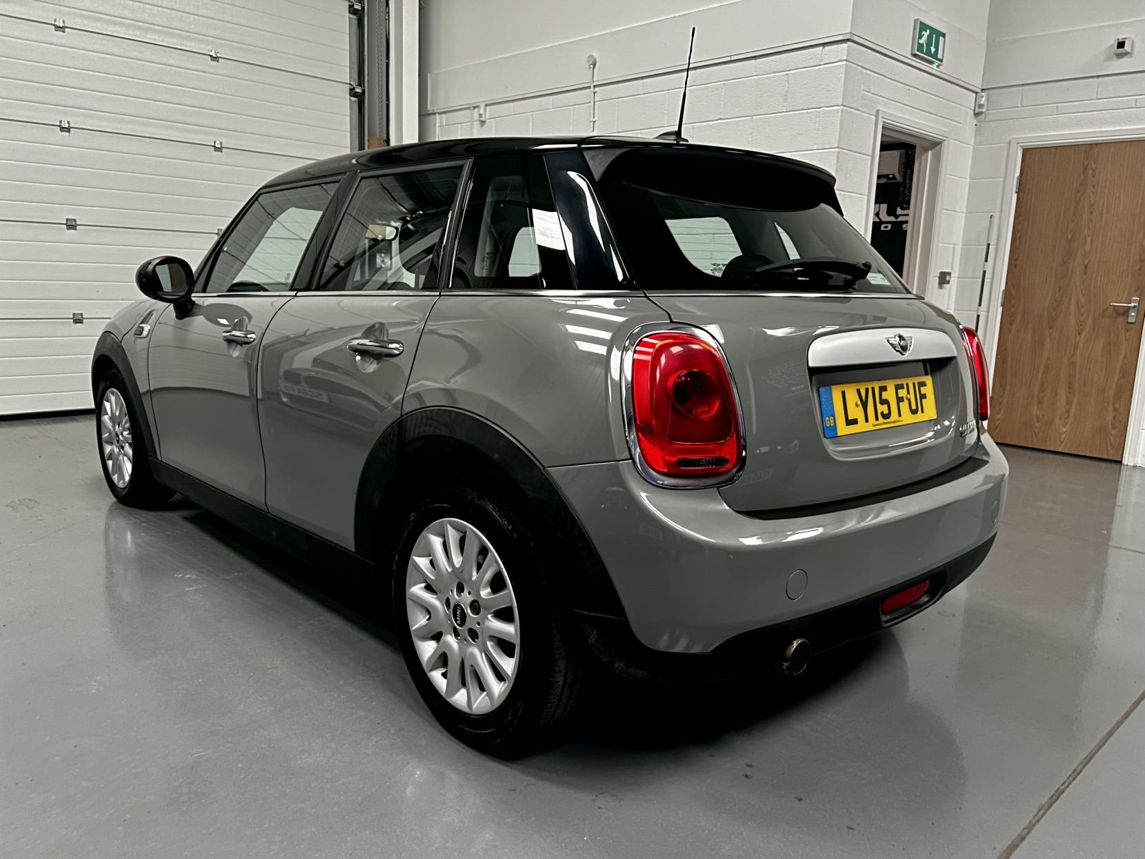 MINI Hatch 1.5 Cooper Hatchback 5dr Petrol Manual Euro 6 (s/s) (136 ps)