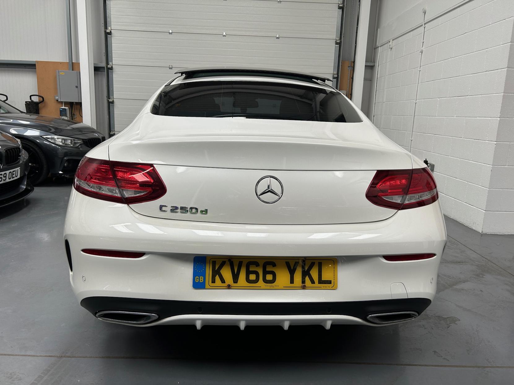 Mercedes-Benz C Class 2.1 C250d AMG Line (Premium Plus) Coupe 2dr Diesel G-Tronic+ Euro 6 (s/s) (204 ps)