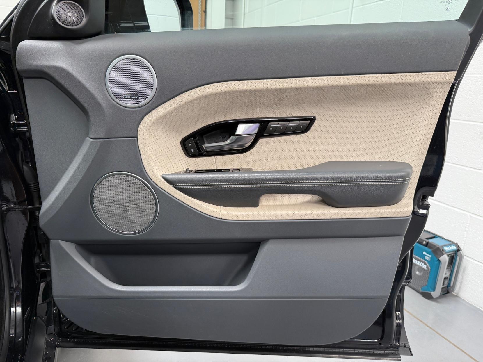 Land Rover Range Rover Evoque 2.2 Dynamic Lux SUV (2011 - 2015)