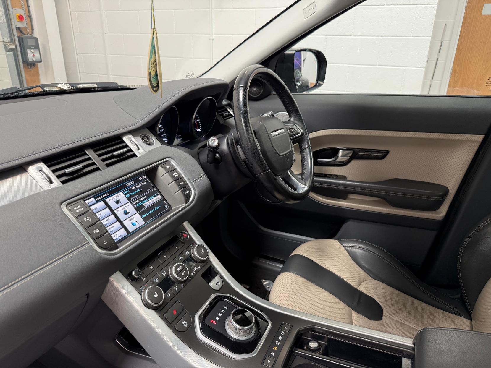 Land Rover Range Rover Evoque 2.2 Dynamic Lux SUV (2011 - 2015)