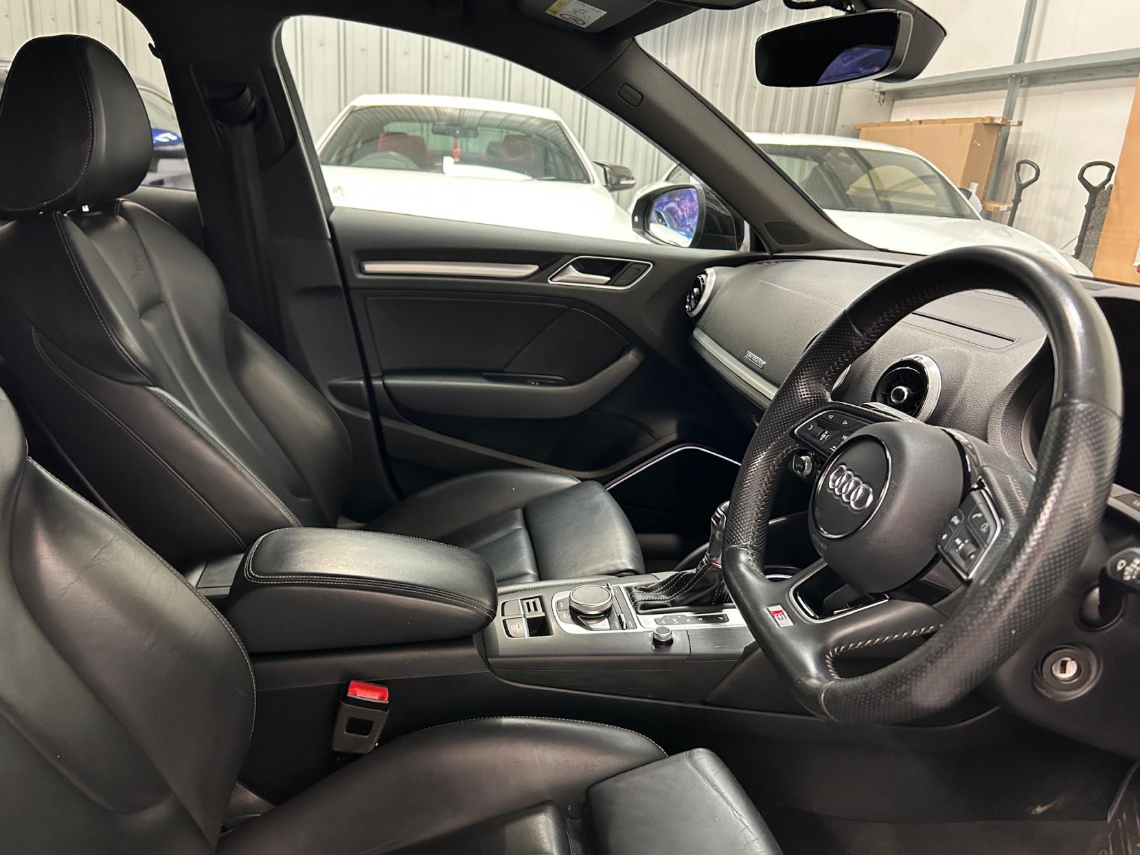 Audi S3 2.0 TFSI Black Edition Sportback 5dr Petrol S Tronic quattro Euro 6 (s/s) (310 ps)
