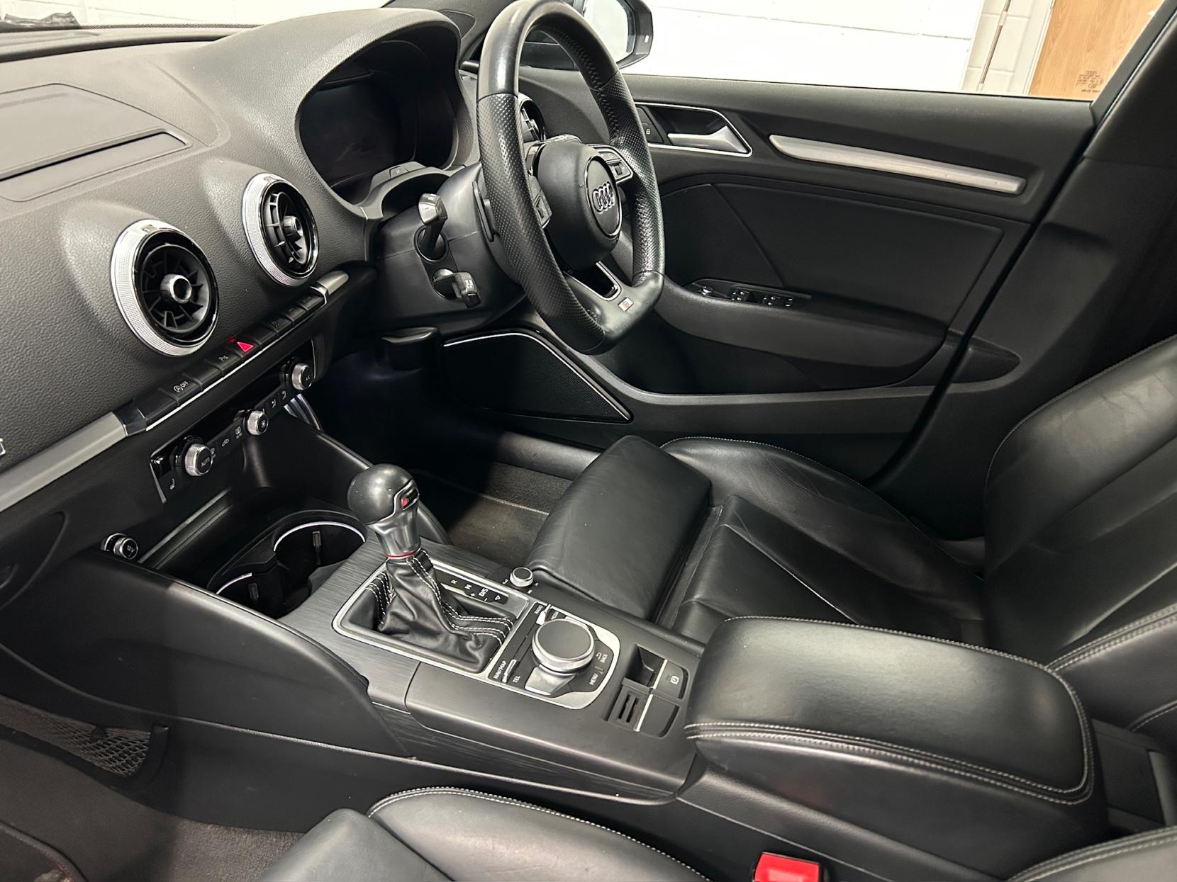Audi S3 2.0 TFSI Black Edition Sportback 5dr Petrol S Tronic quattro Euro 6 (s/s) (310 ps)