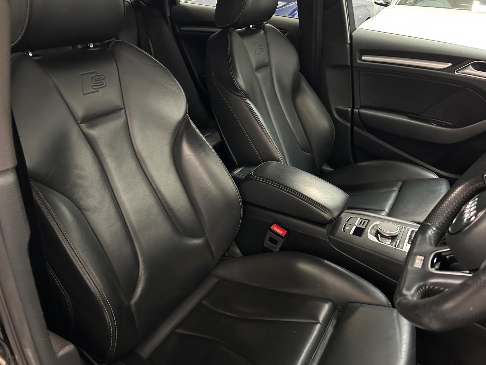 Audi S3 2.0 TFSI Black Edition Sportback 5dr Petrol S Tronic quattro Euro 6 (s/s) (310 ps)