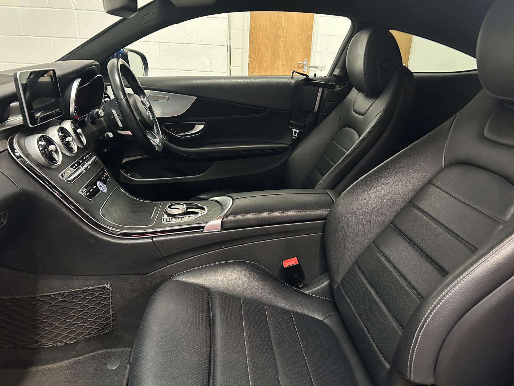 Mercedes-Benz C Class 2.1 C220d AMG Line Coupe 2dr Diesel G-Tronic+ Euro 6 (s/s) (170 ps)