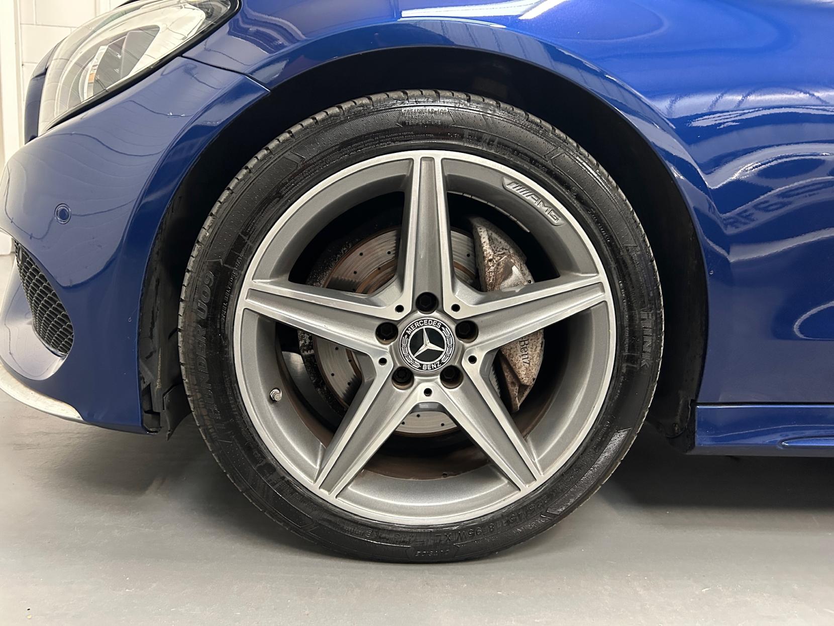 Mercedes-Benz C Class 2.1 C220d AMG Line Coupe 2dr Diesel G-Tronic+ Euro 6 (s/s) (170 ps)