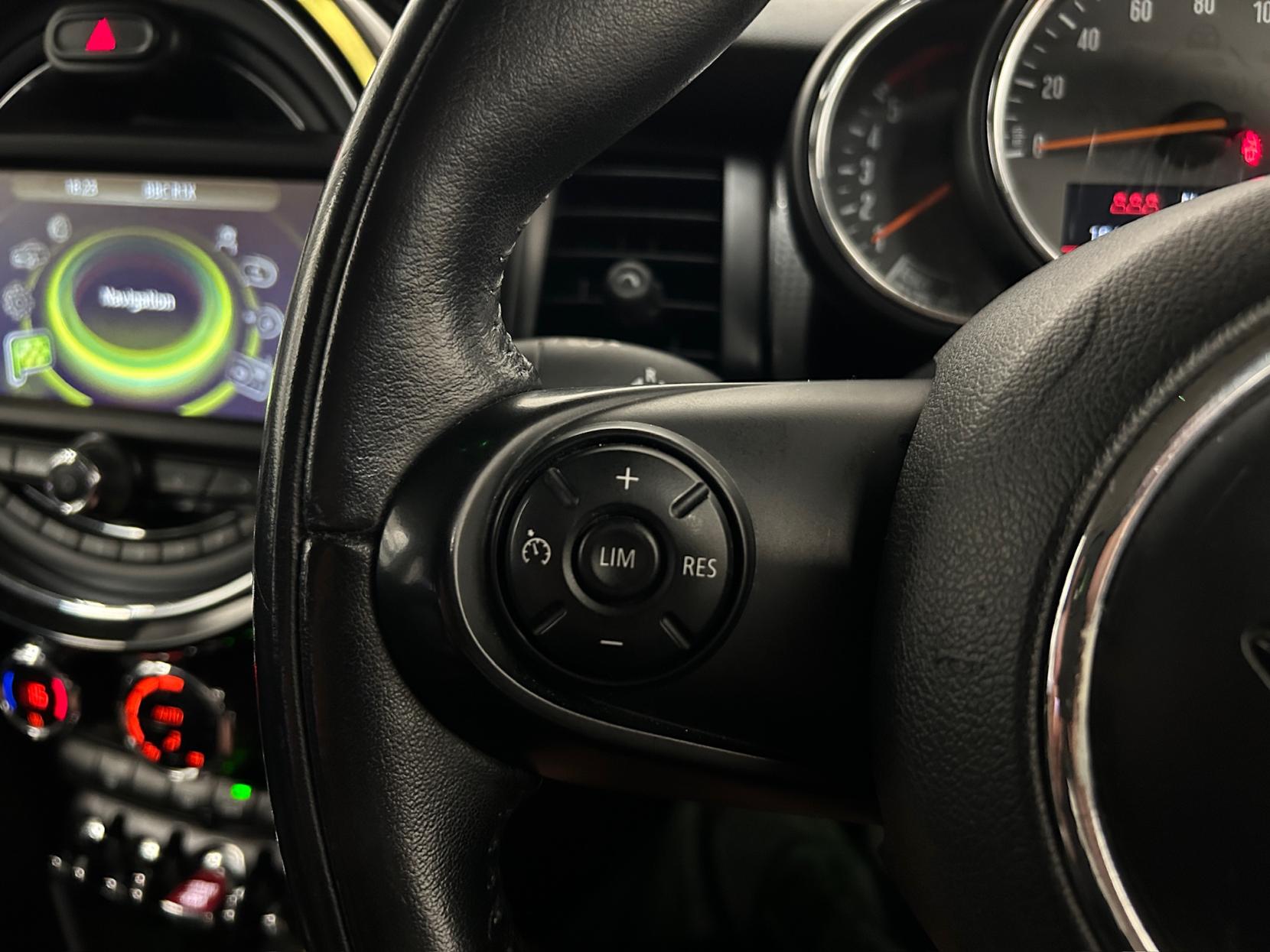 MINI Hatch 1.5 Cooper D Hatchback 5dr Diesel Manual Euro 6 (s/s) (116 ps)