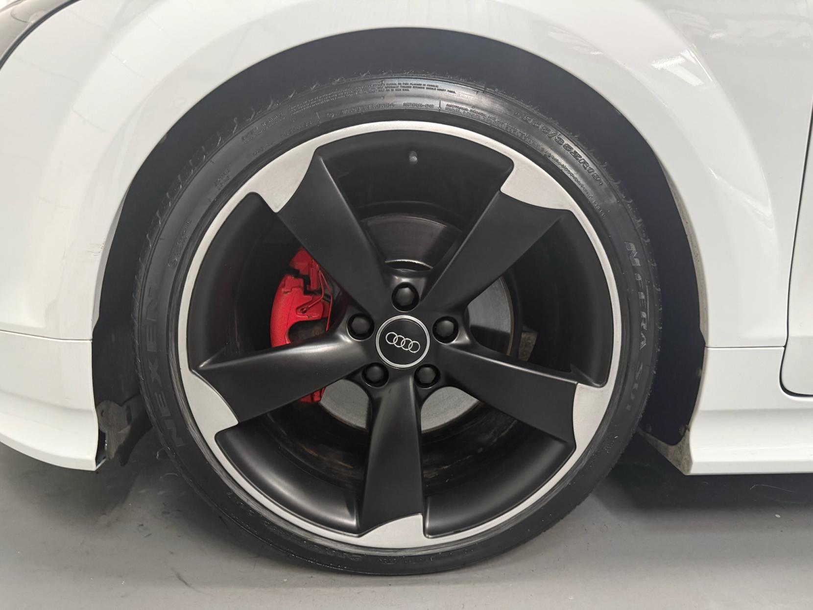 Audi TT 2.0 TDI Black Edition Coupe 3dr Diesel Manual quattro Euro 5 (170 ps)