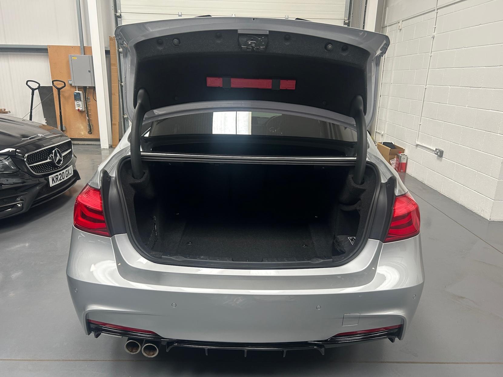 BMW 3 Series 2.0 320d M Sport Saloon 4dr Diesel Auto Euro 6 (s/s) (190 ps)