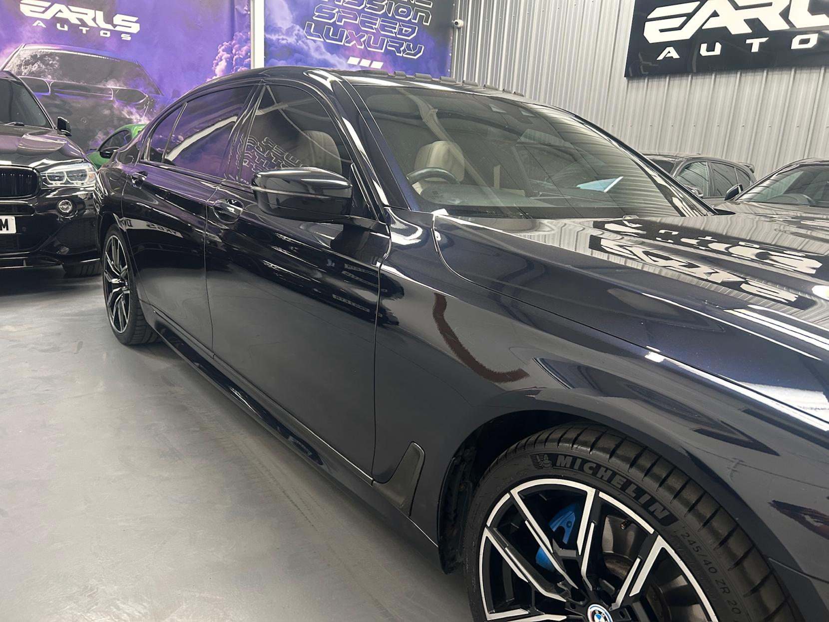 BMW 7 Series 3.0 740Ld M Sport Saloon 4dr Diesel Auto xDrive Euro 6 (s/s) (320 ps)