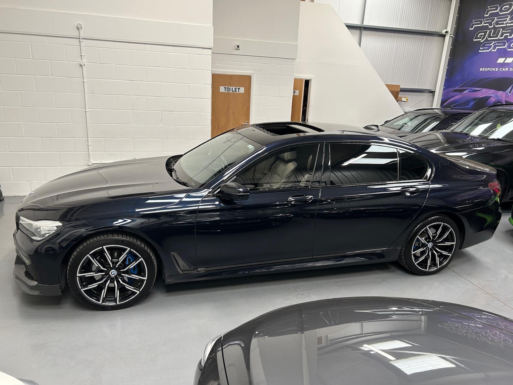 BMW 7 Series 3.0 740Ld M Sport Saloon 4dr Diesel Auto xDrive Euro 6 (s/s) (320 ps)