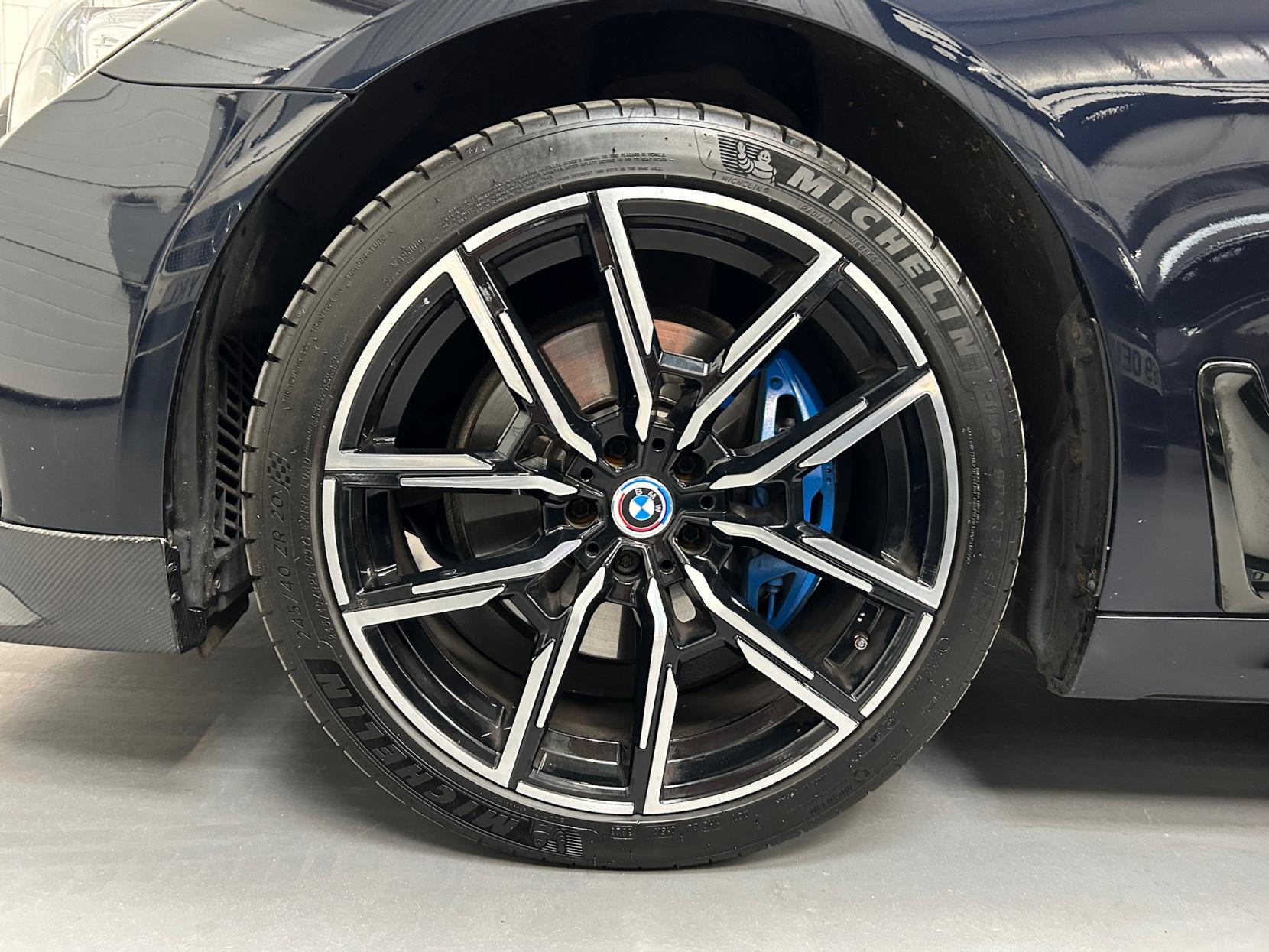 BMW 7 Series 3.0 740Ld M Sport Saloon 4dr Diesel Auto xDrive Euro 6 (s/s) (320 ps)