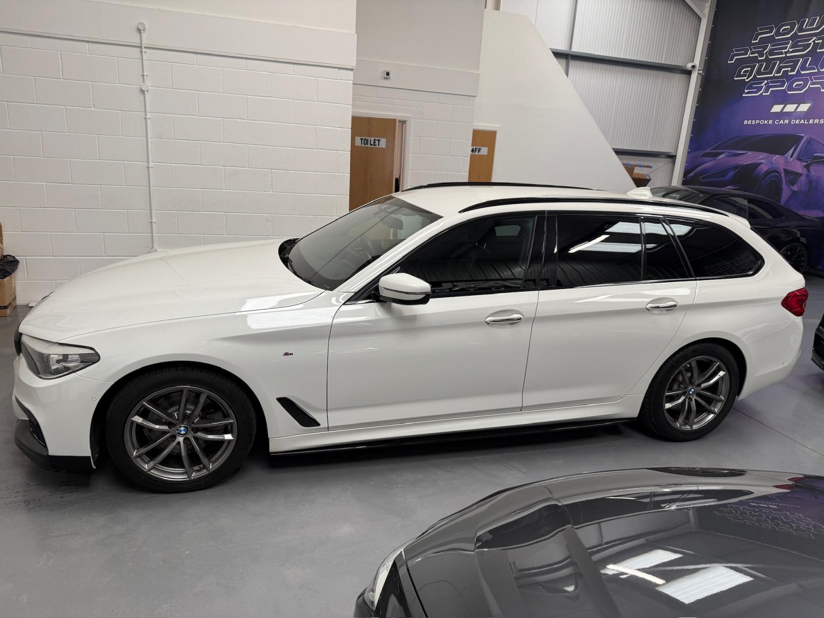 BMW 5 Series 2.0 520d M Sport Touring 5dr Diesel Auto xDrive Euro 6 (s/s) (190 ps)