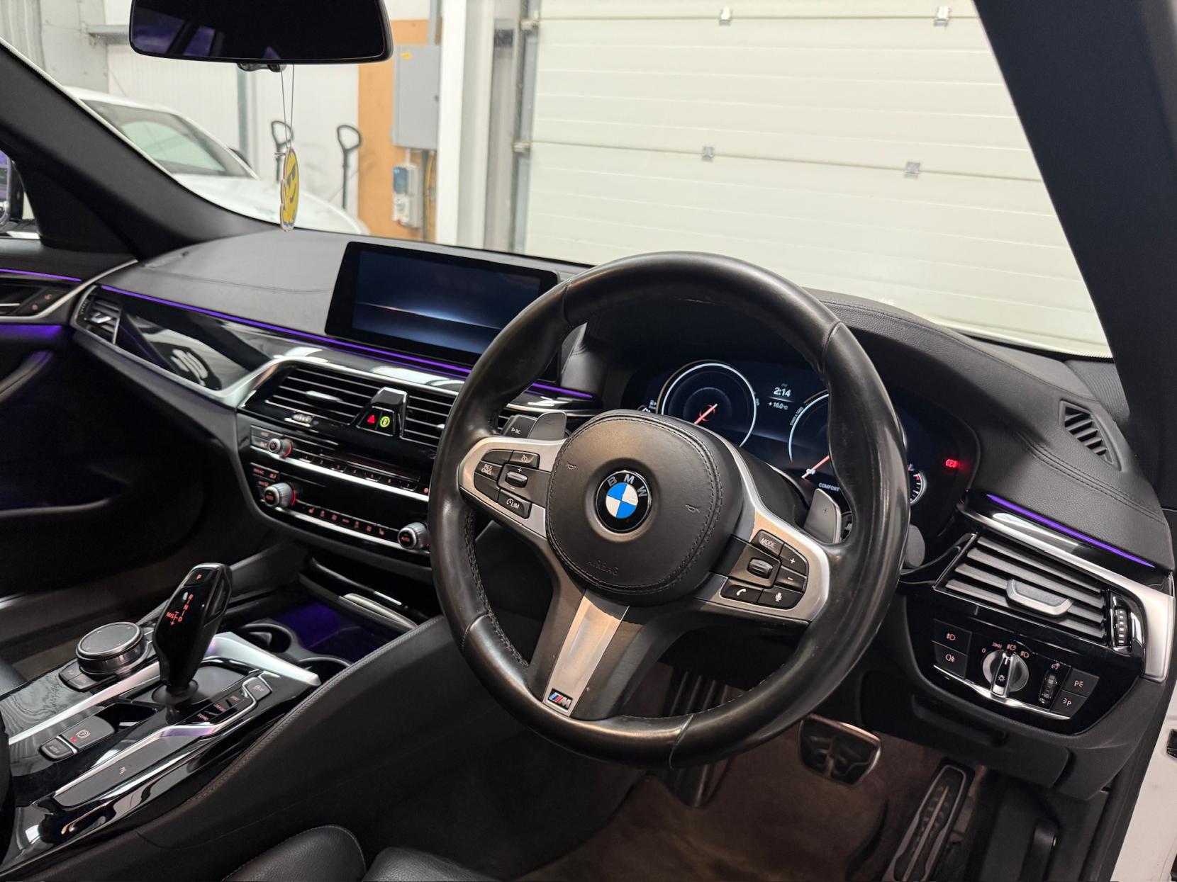 BMW 5 Series 2.0 520d M Sport Touring 5dr Diesel Auto xDrive Euro 6 (s/s) (190 ps)