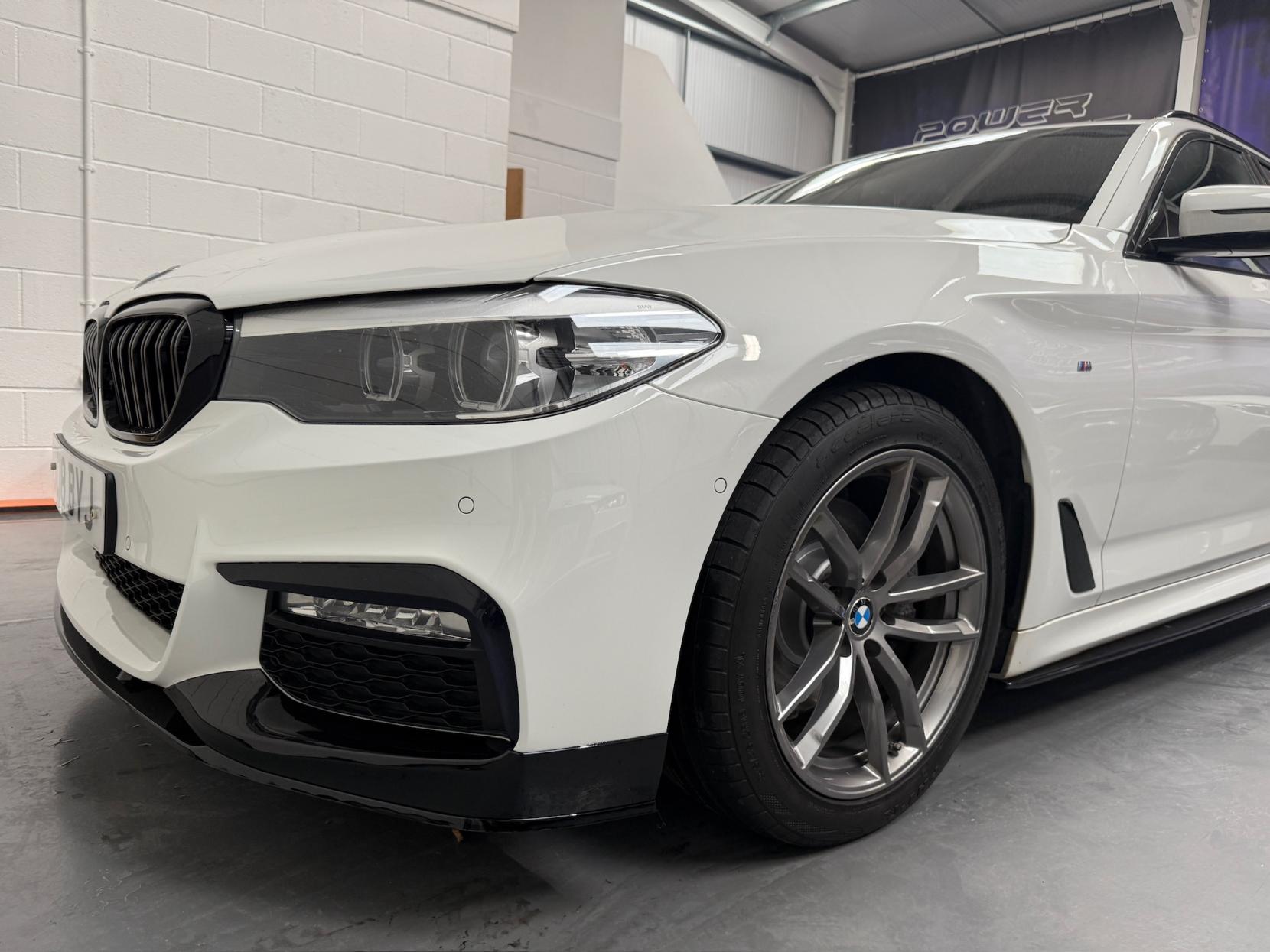 BMW 5 Series 2.0 520d M Sport Touring 5dr Diesel Auto xDrive Euro 6 (s/s) (190 ps)