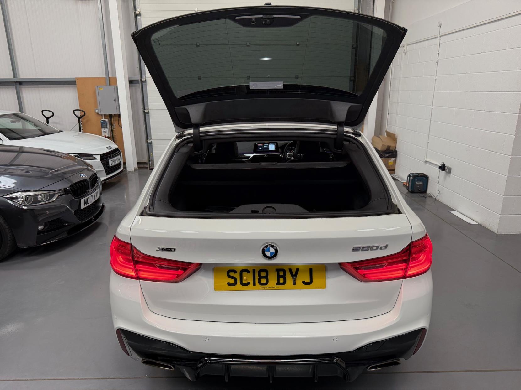 BMW 5 Series 2.0 520d M Sport Touring 5dr Diesel Auto xDrive Euro 6 (s/s) (190 ps)