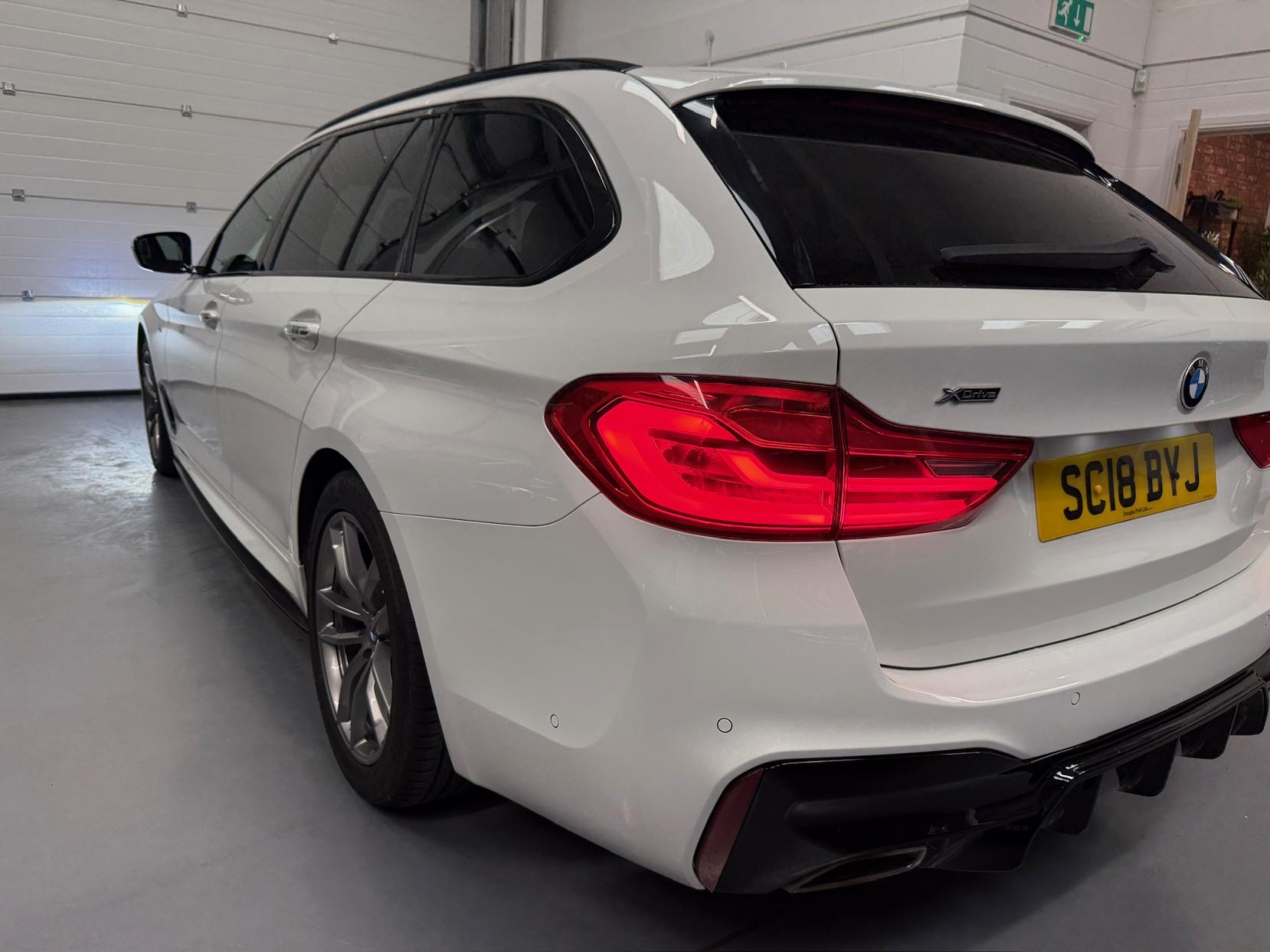 BMW 5 Series 2.0 520d M Sport Touring 5dr Diesel Auto xDrive Euro 6 (s/s) (190 ps)