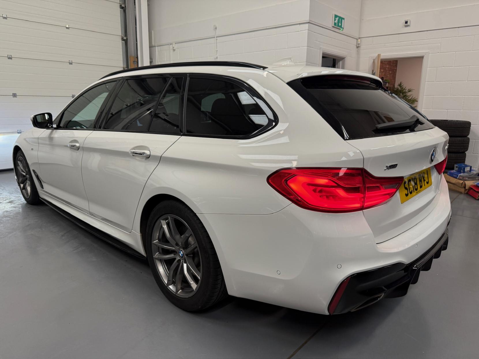 BMW 5 Series 2.0 520d M Sport Touring 5dr Diesel Auto xDrive Euro 6 (s/s) (190 ps)