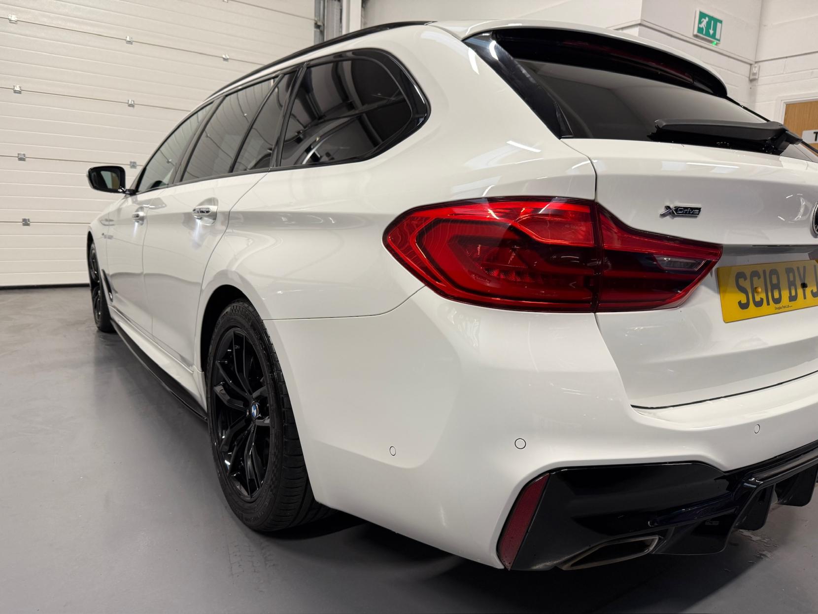 BMW 5 Series 2.0 520d M Sport Touring 5dr Diesel Auto xDrive Euro 6 (s/s) (190 ps)