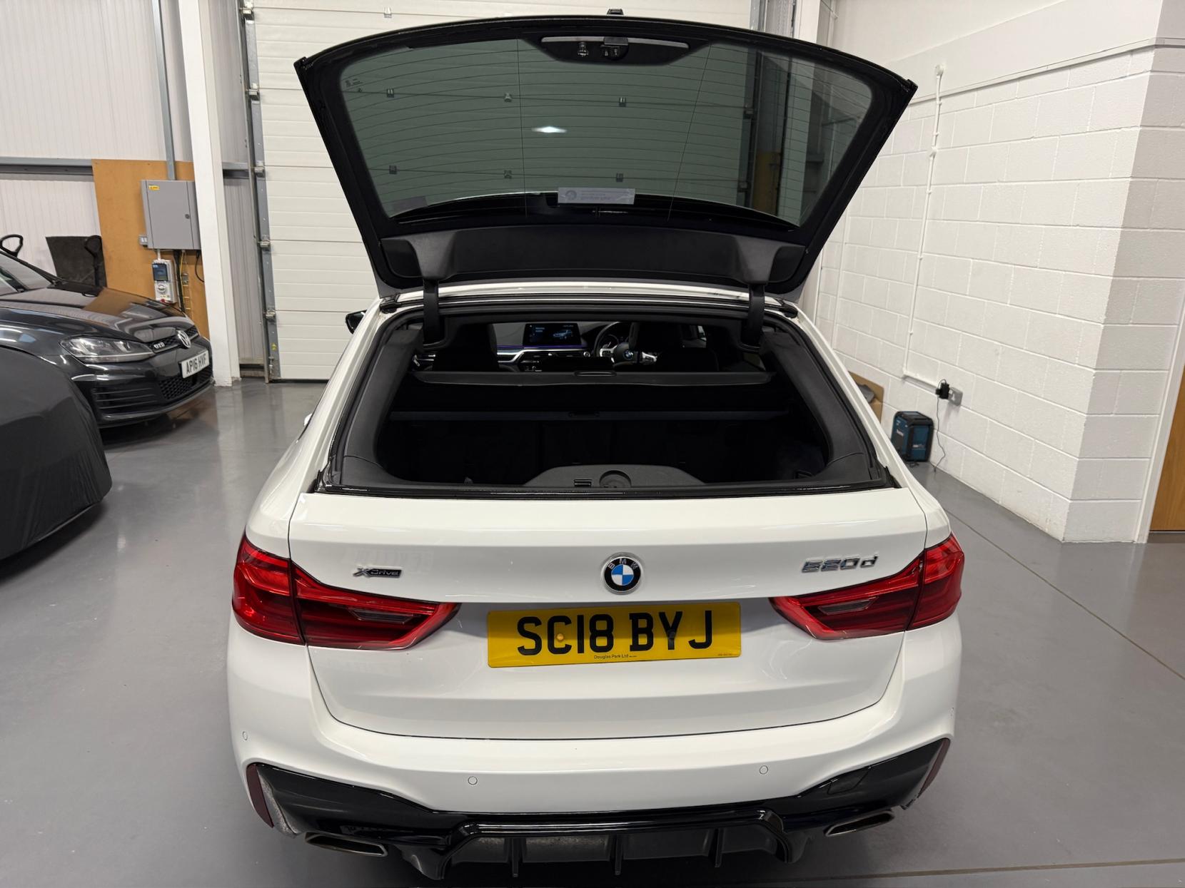 BMW 5 Series 2.0 520d M Sport Touring 5dr Diesel Auto xDrive Euro 6 (s/s) (190 ps)