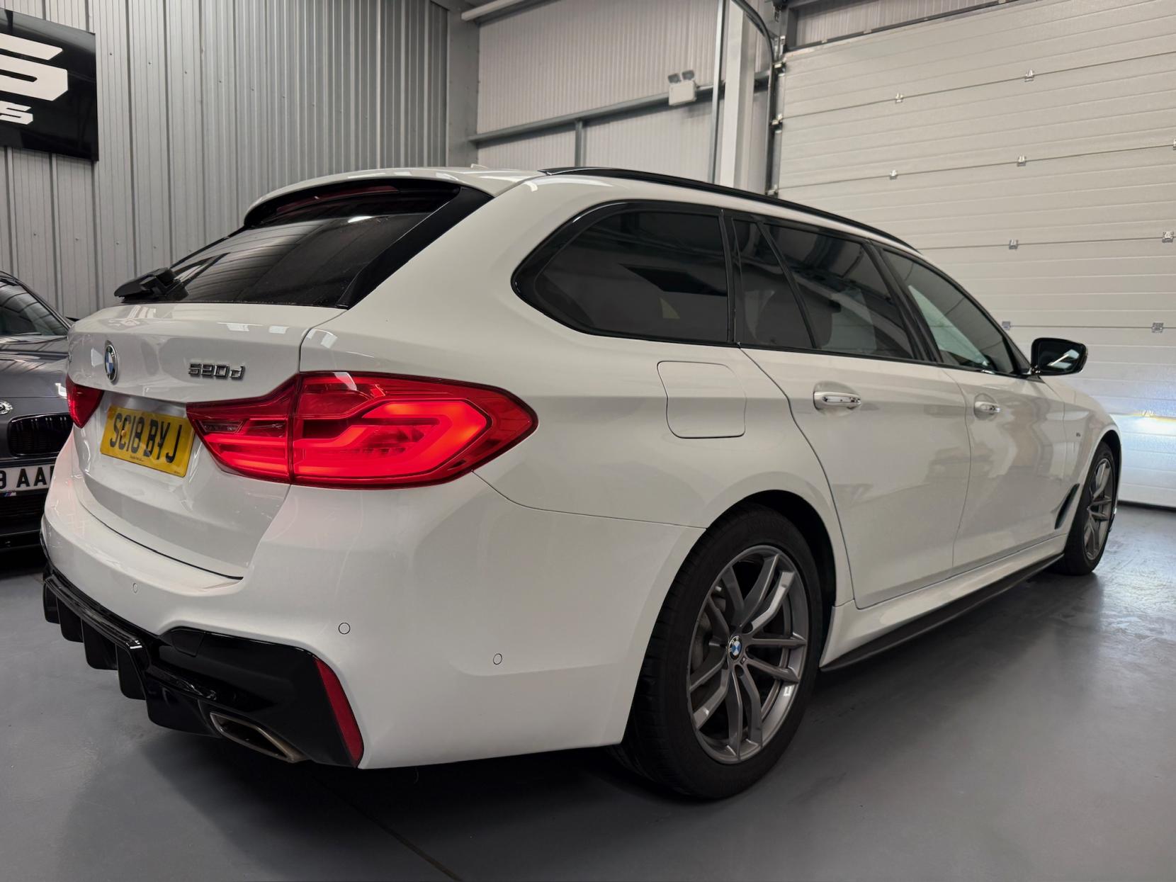 BMW 5 Series 2.0 520d M Sport Touring 5dr Diesel Auto xDrive Euro 6 (s/s) (190 ps)