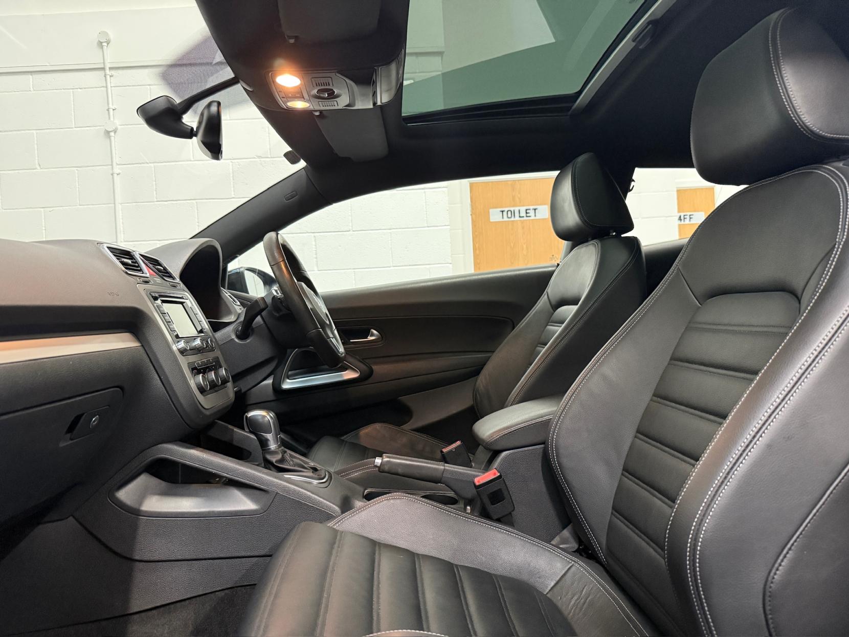 Volkswagen Scirocco 1.4 TSI Hatchback 3dr Petrol DSG Euro 5 (Nav) (160 ps)