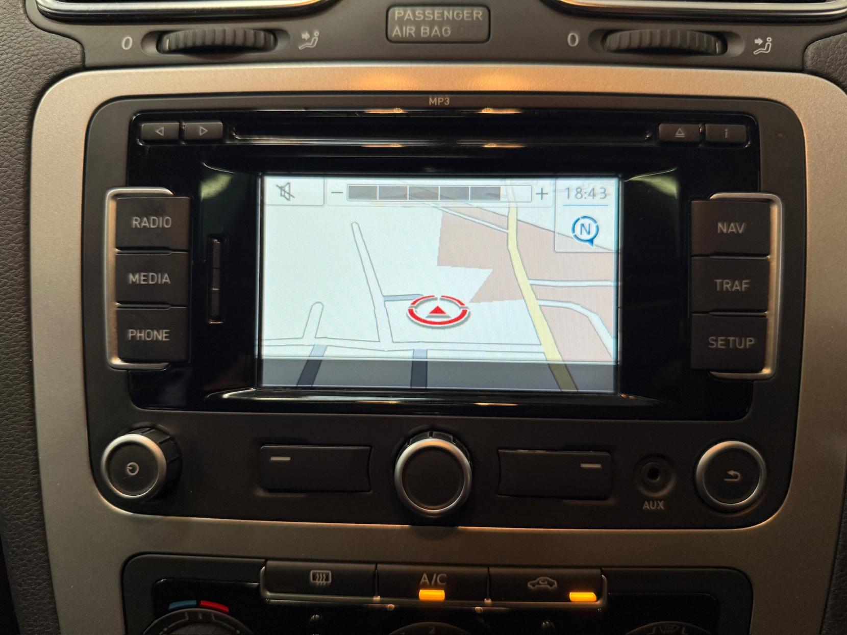 Volkswagen Scirocco 1.4 TSI Hatchback 3dr Petrol DSG Euro 5 (Nav) (160 ps)